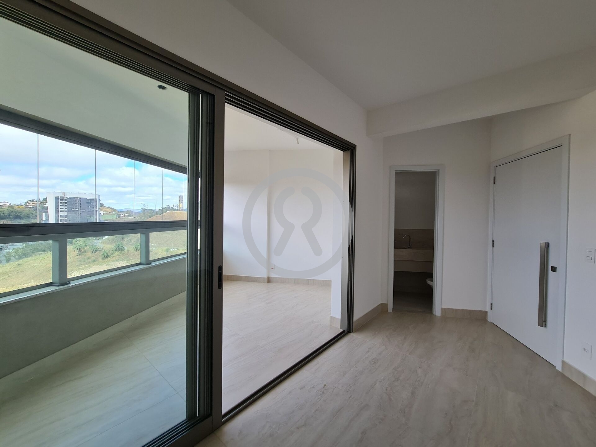 Apartamento à venda com 3 quartos, 127m² - Foto 10