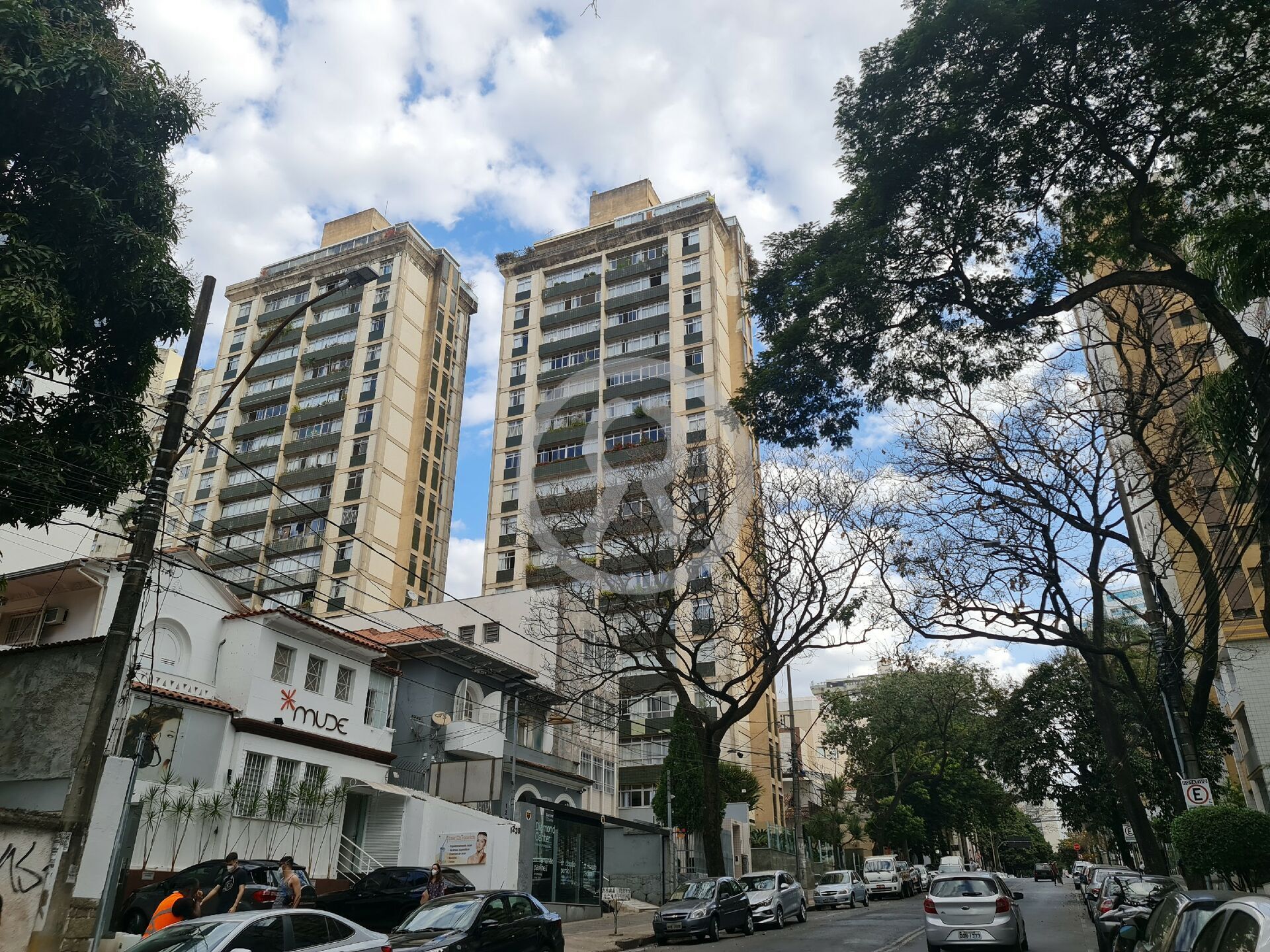 Apartamento para alugar com 2 quartos, 108m² - Foto 41