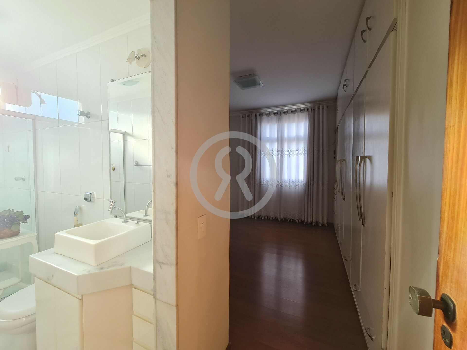 Apartamento para alugar com 2 quartos, 108m² - Foto 23