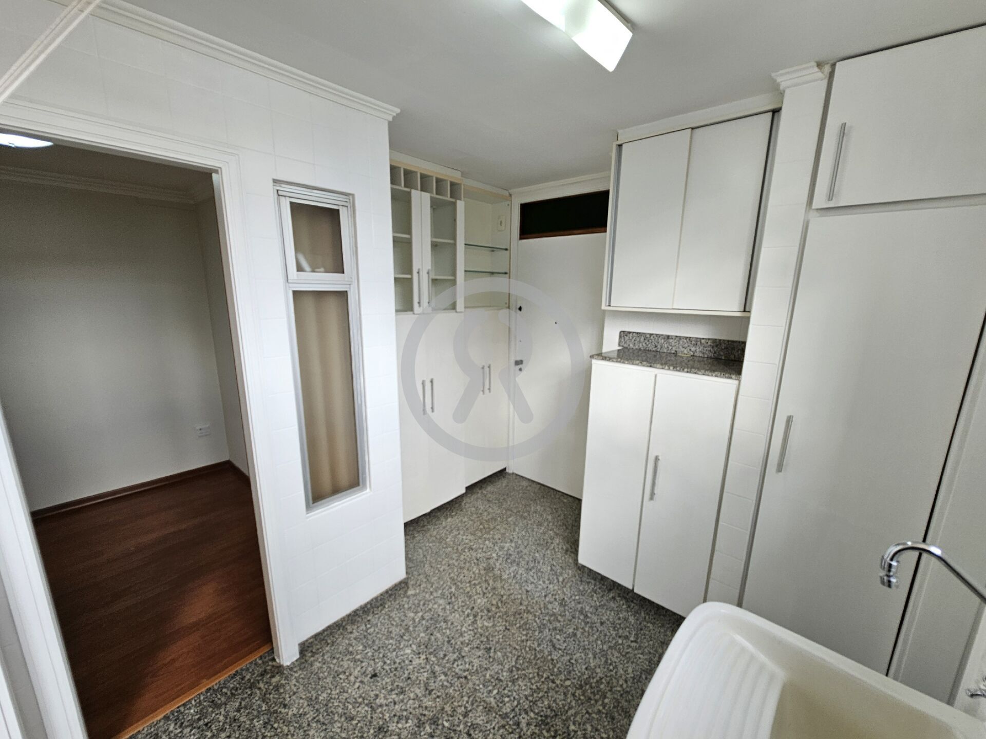 Apartamento para alugar com 2 quartos, 108m² - Foto 21