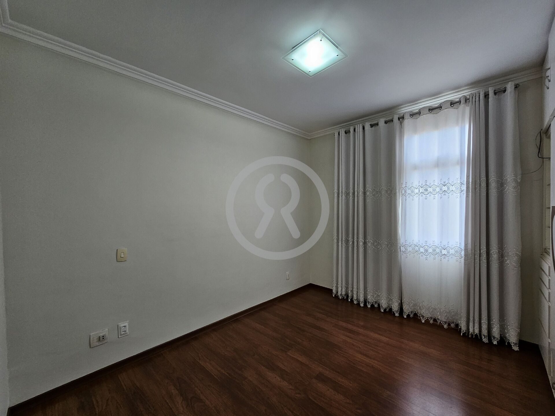 Apartamento para alugar com 2 quartos, 108m² - Foto 34