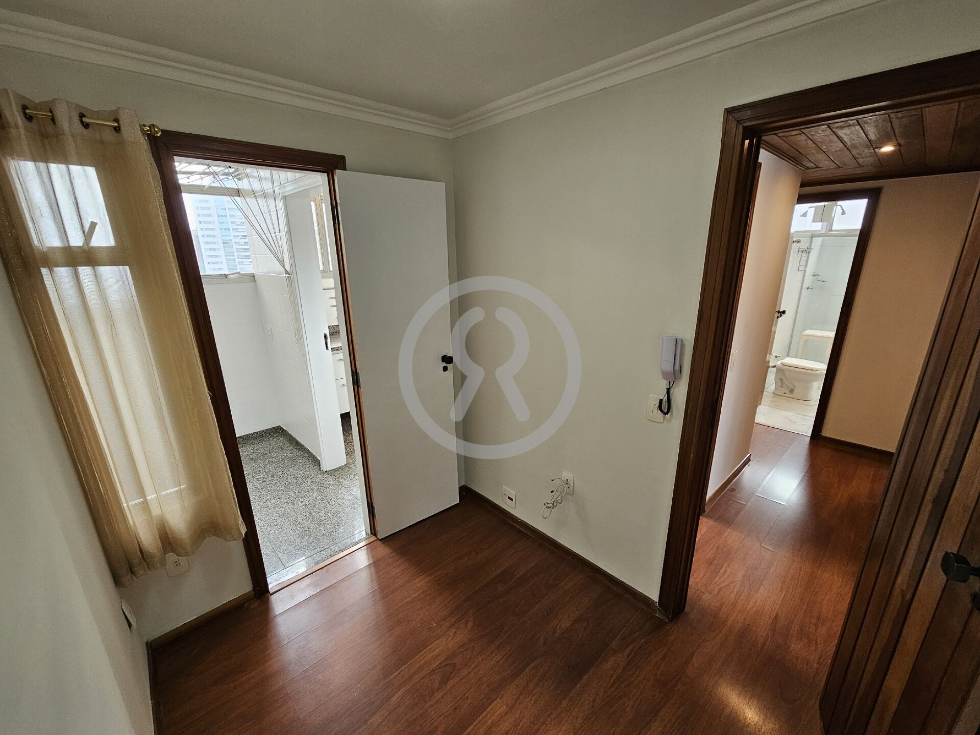 Apartamento para alugar com 2 quartos, 108m² - Foto 15