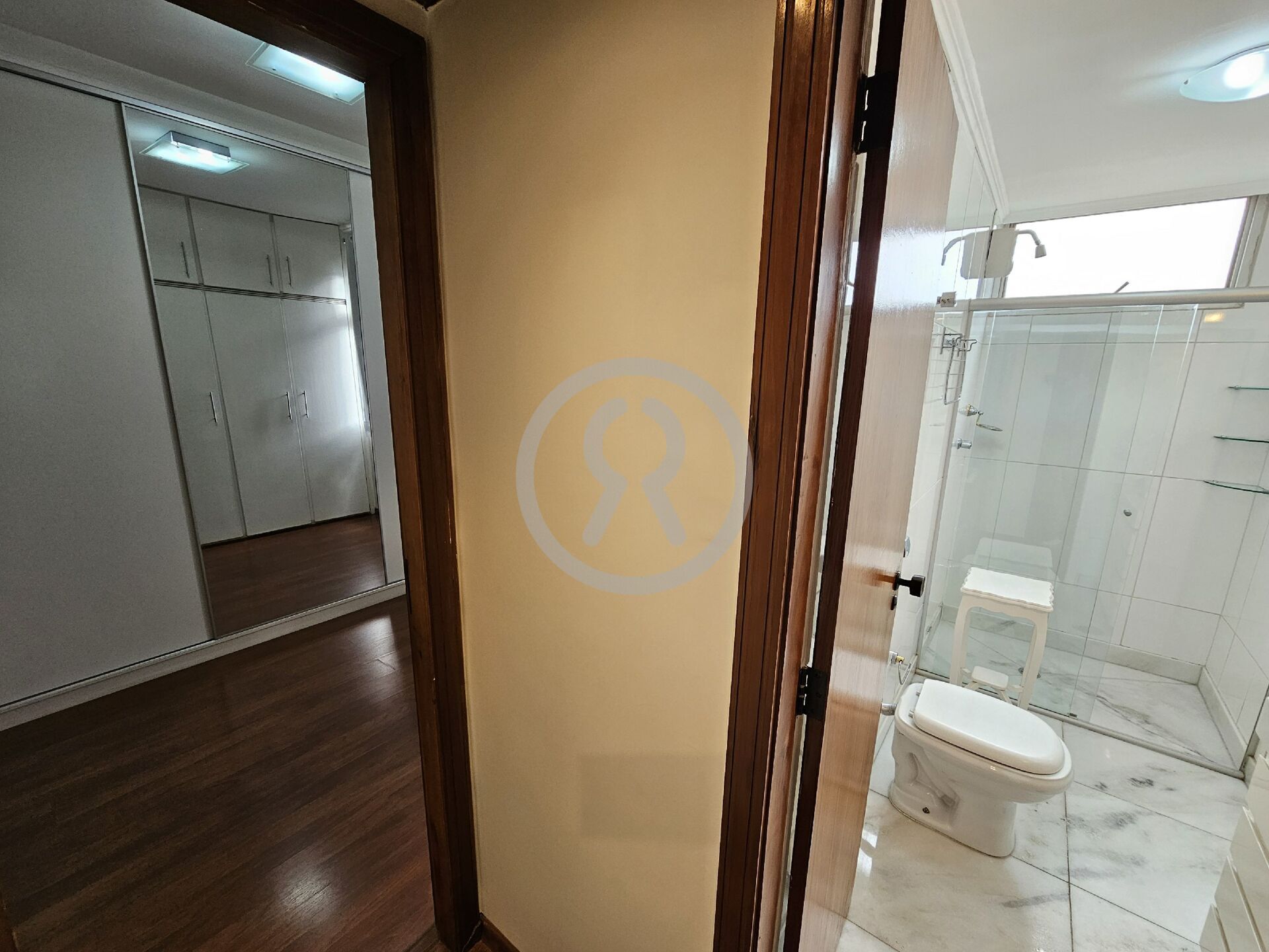 Apartamento para alugar com 2 quartos, 108m² - Foto 24