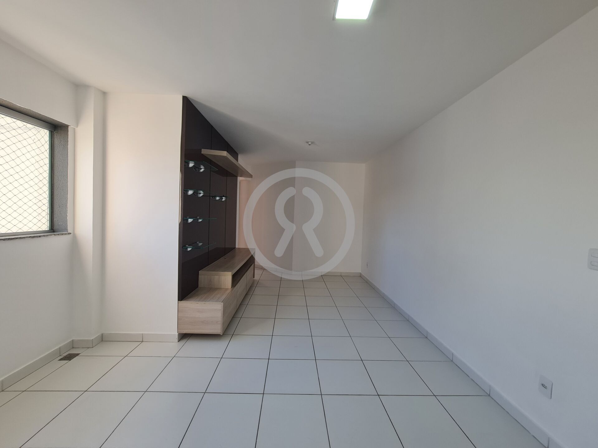 Apartamento para alugar com 2 quartos, 55m² - Foto 4