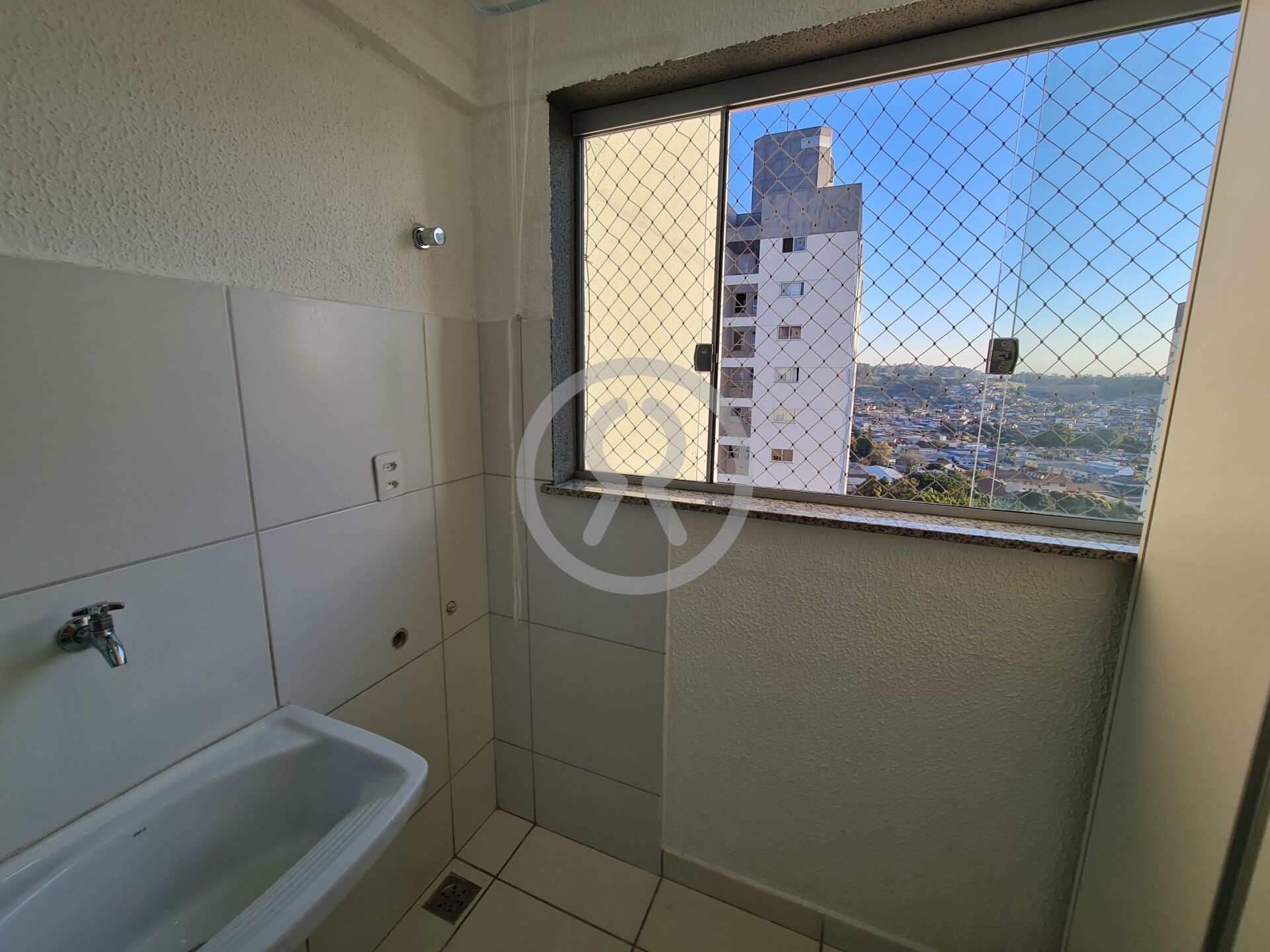 Apartamento para alugar com 2 quartos, 55m² - Foto 13