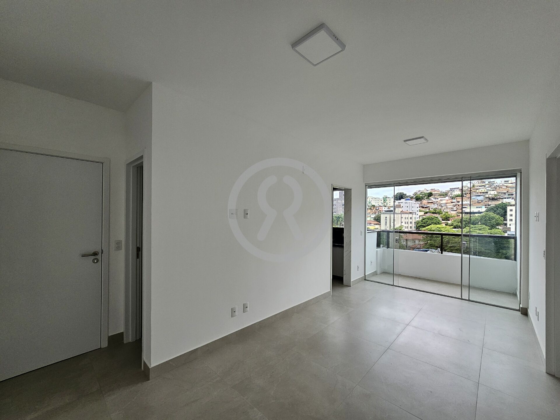 Apartamento à venda com 3 quartos, 75m² - Foto 5