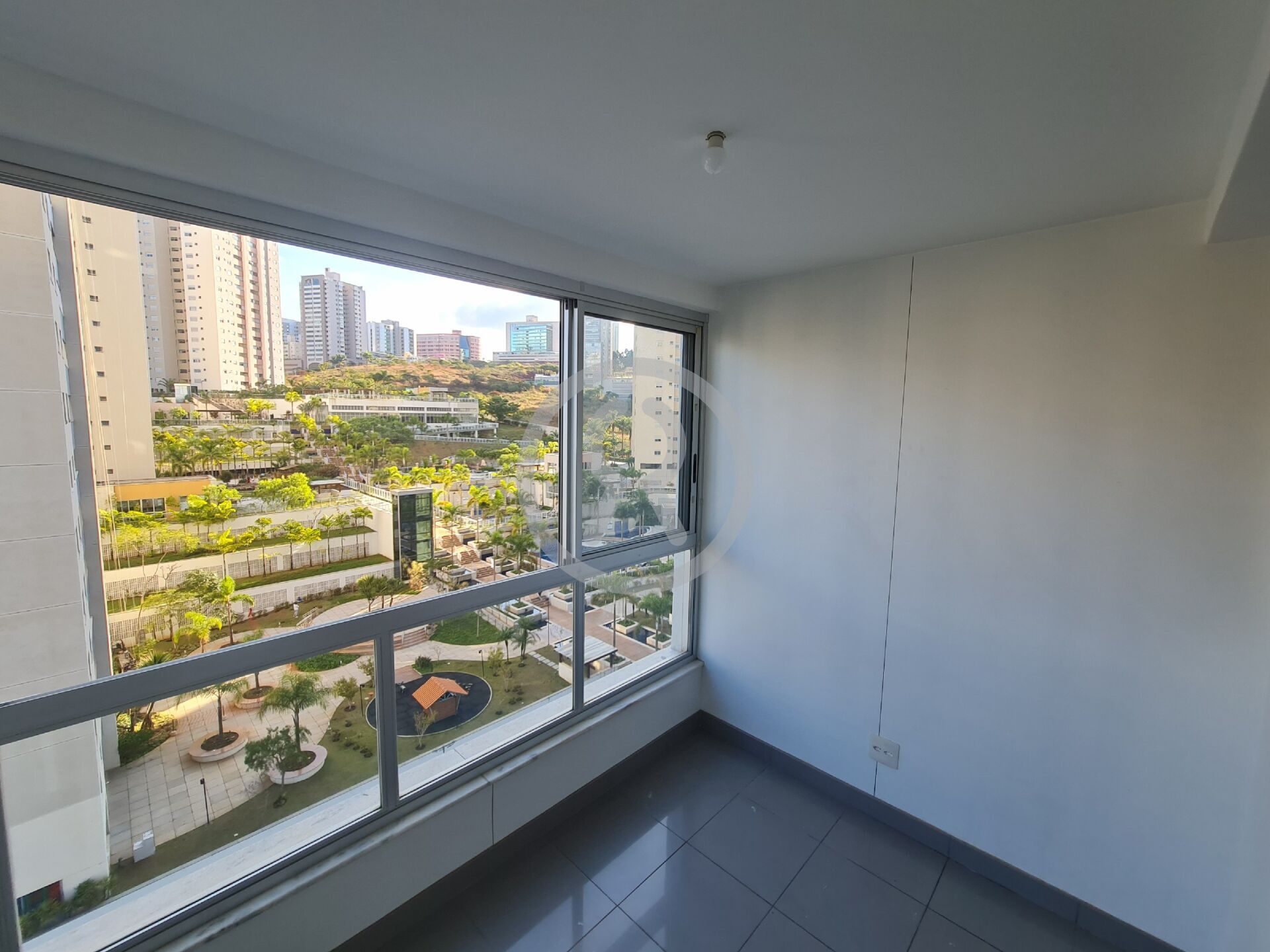 Apartamento para alugar com 2 quartos, 69m² - Foto 12