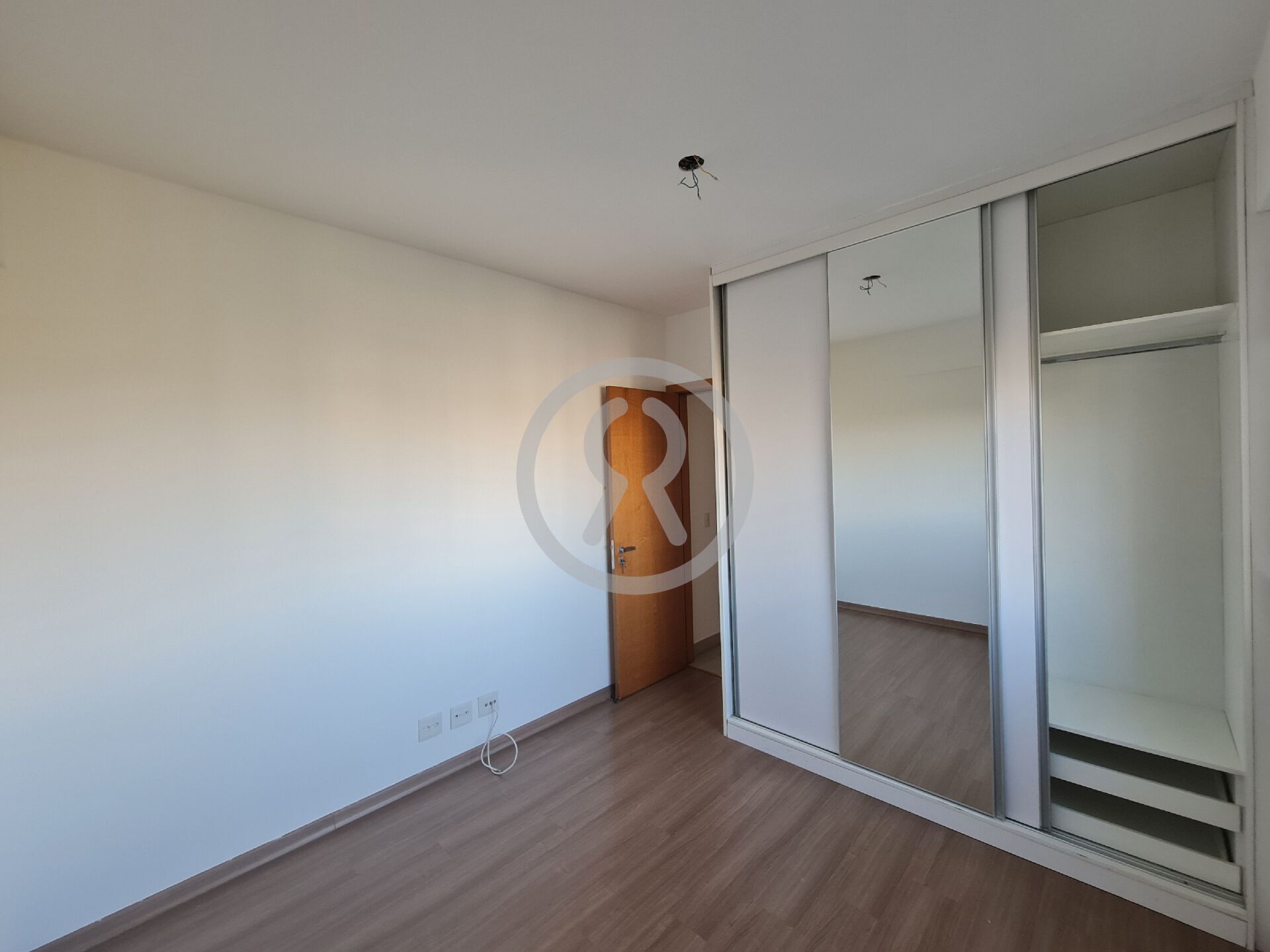 Apartamento para alugar com 2 quartos, 69m² - Foto 32