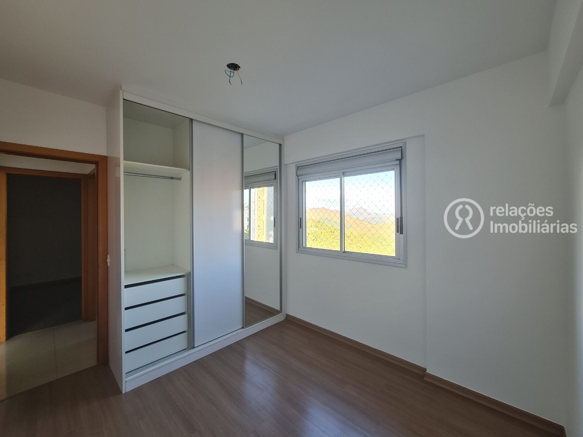 Apartamento para alugar com 2 quartos, 69m² - Foto 31