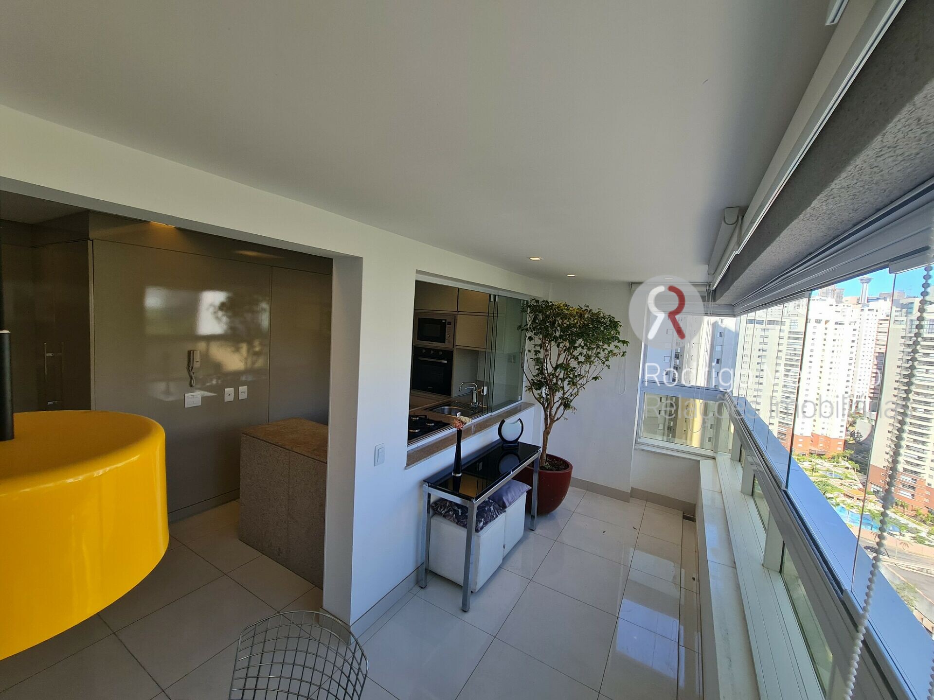 Apartamento para alugar com 2 quartos, 82m² - Foto 13