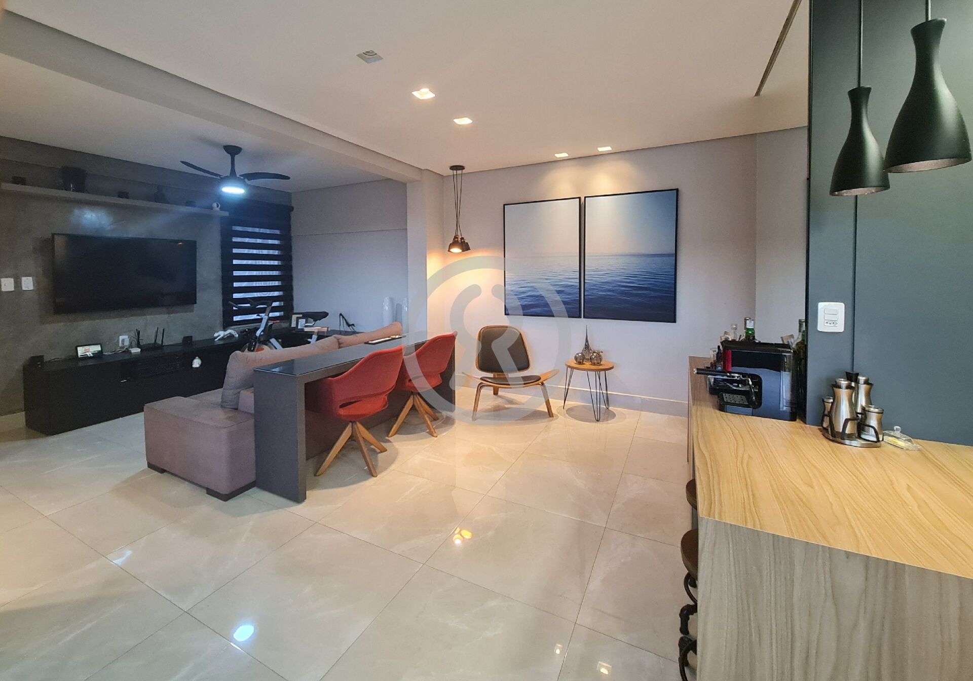 Apartamento à venda com 2 quartos, 75m² - Foto 9