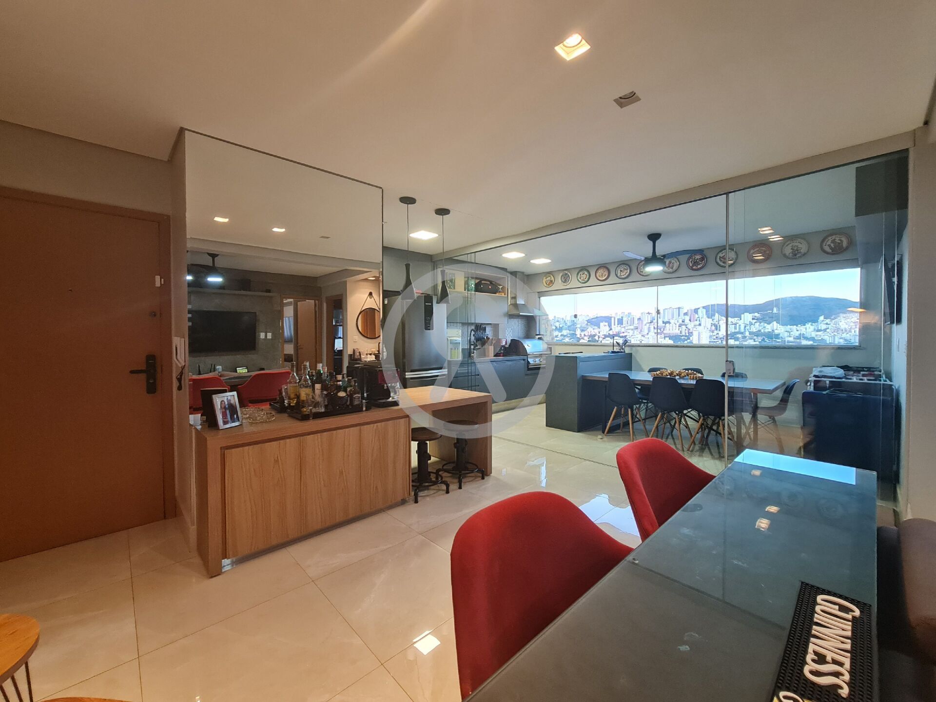 Apartamento à venda com 2 quartos, 75m² - Foto 8