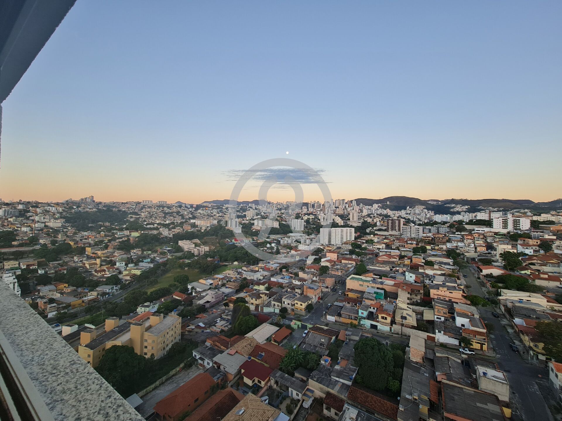 Apartamento à venda com 2 quartos, 75m² - Foto 13