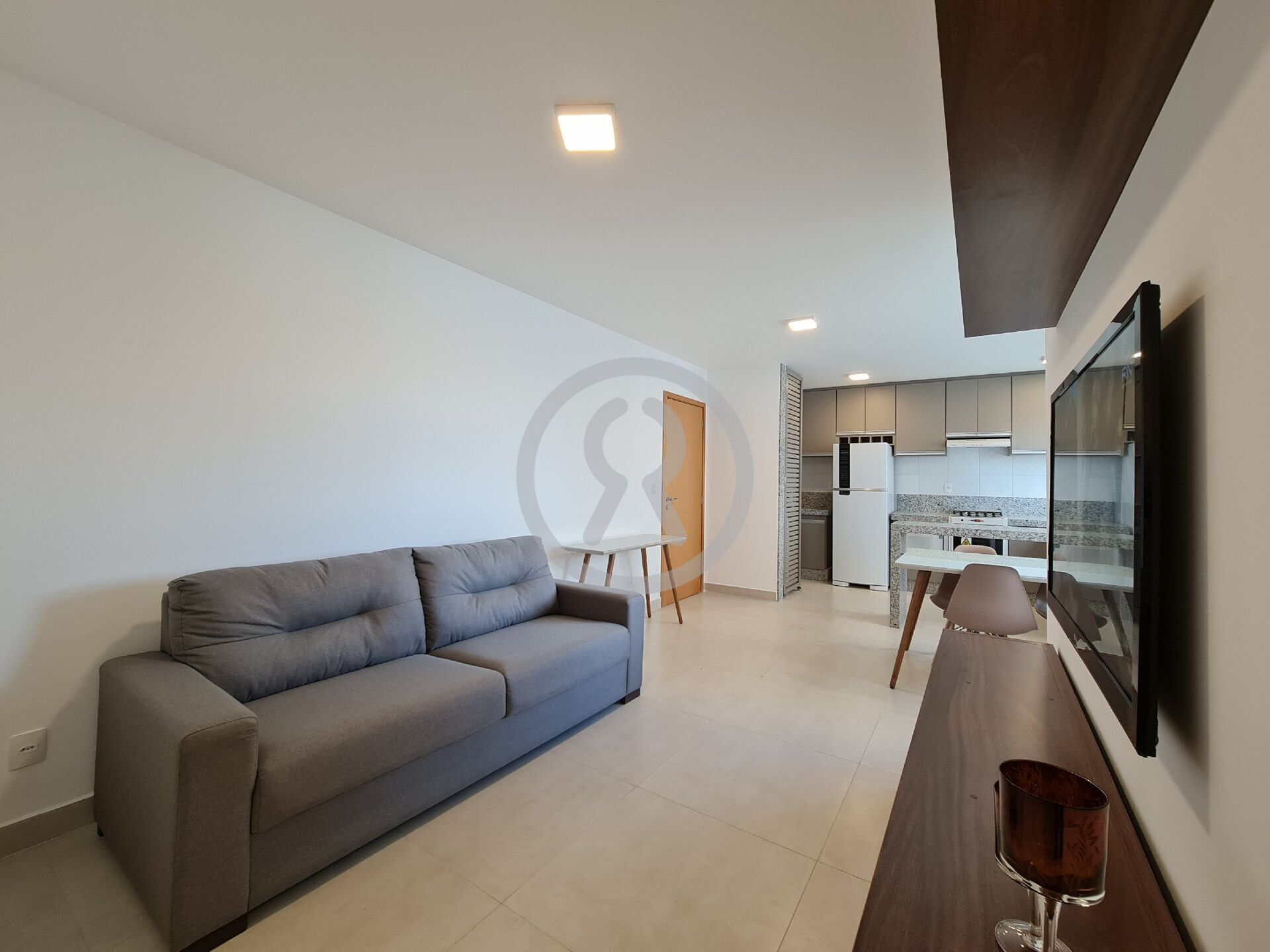 Apartamento para alugar com 2 quartos, 55m² - Foto 3