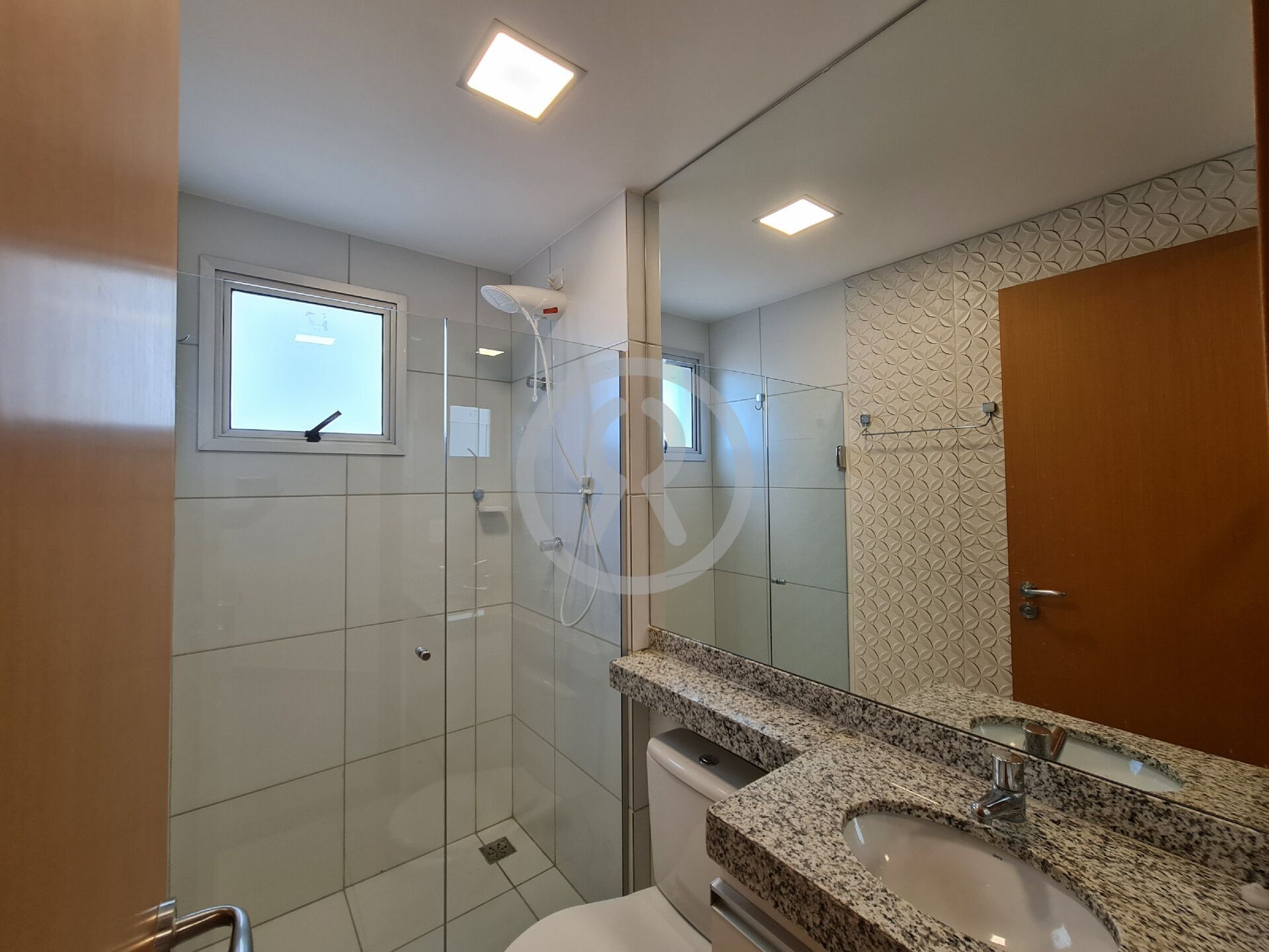 Apartamento para alugar com 2 quartos, 55m² - Foto 12