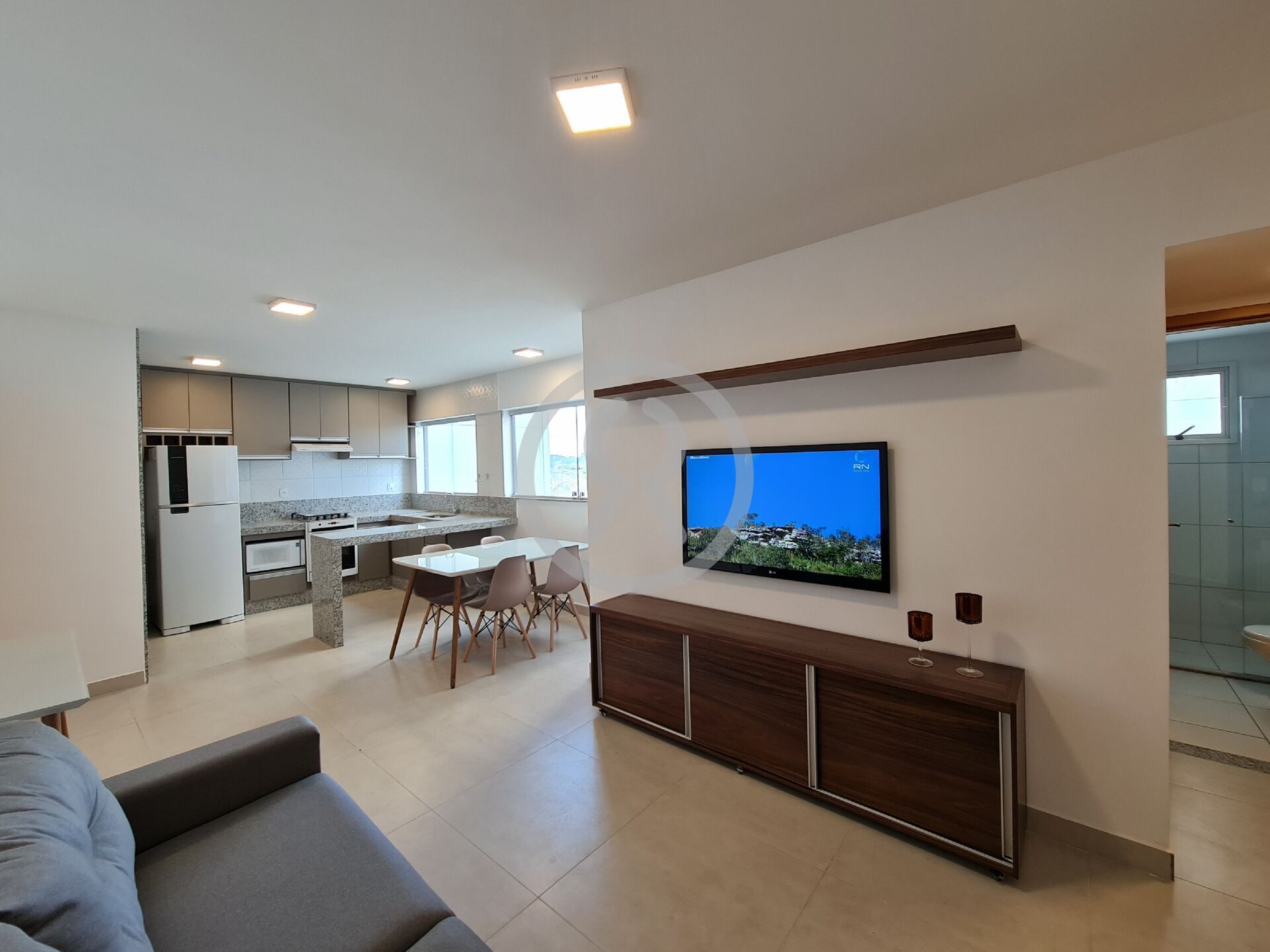 Apartamento para alugar com 2 quartos, 55m² - Foto 1
