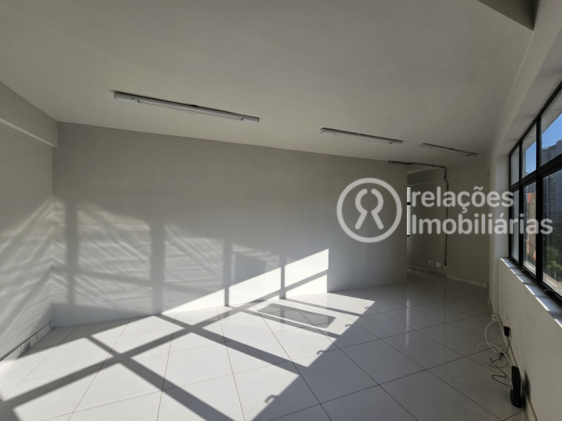 Conjunto Comercial-Sala para alugar, 29m² - Foto 2