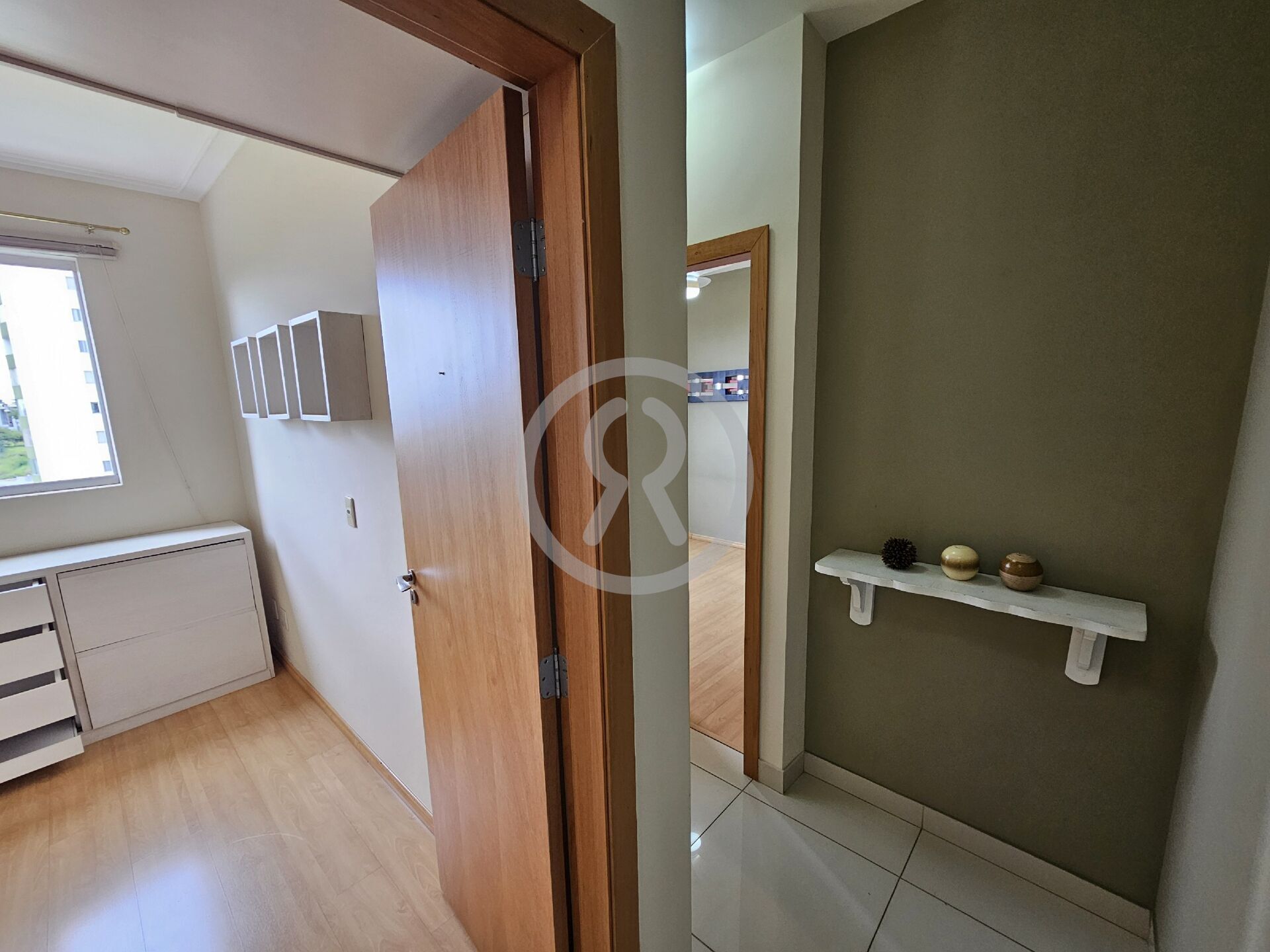 Apartamento para alugar com 2 quartos, 65m² - Foto 12