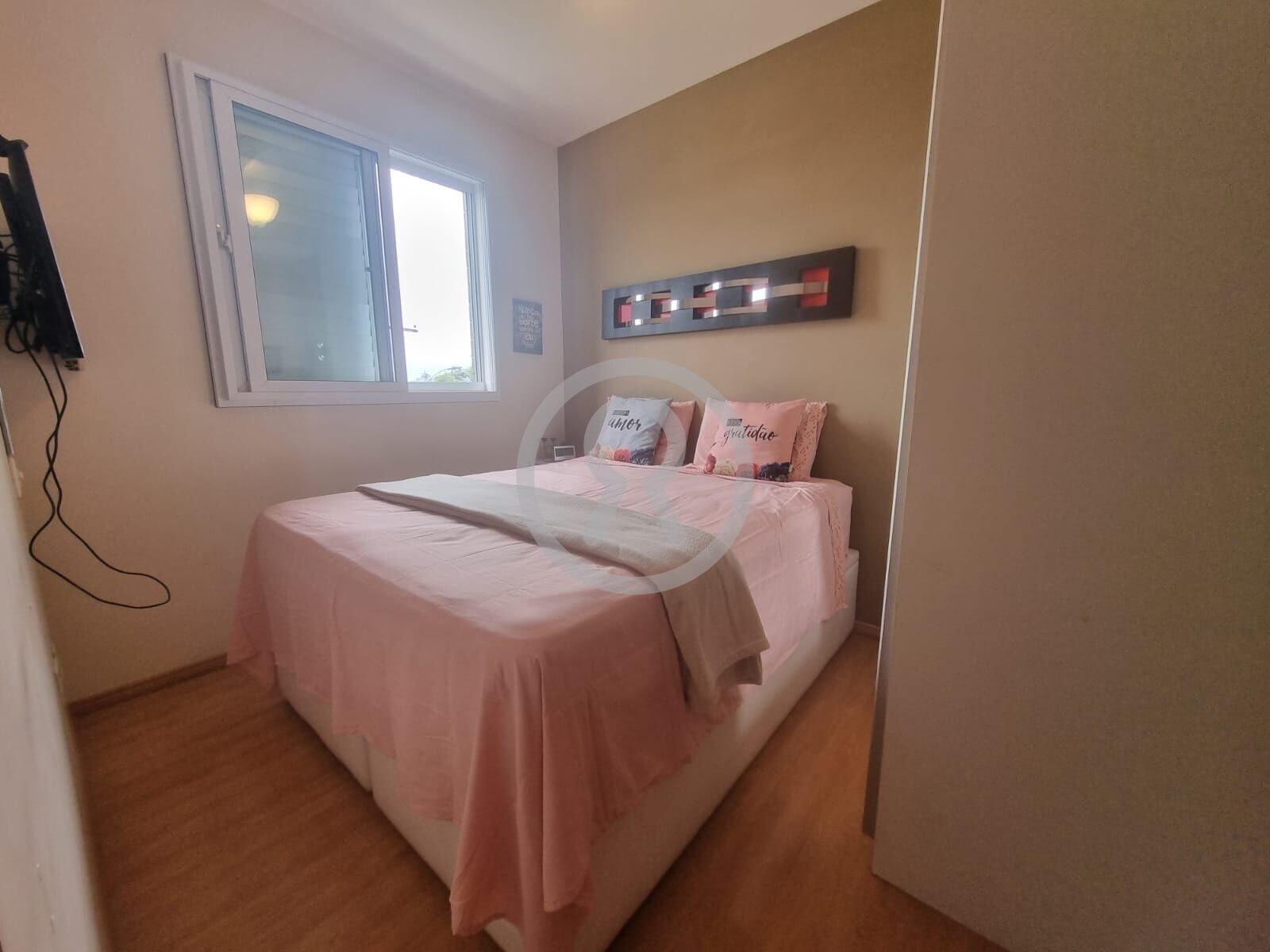 Apartamento para alugar com 2 quartos, 65m² - Foto 13