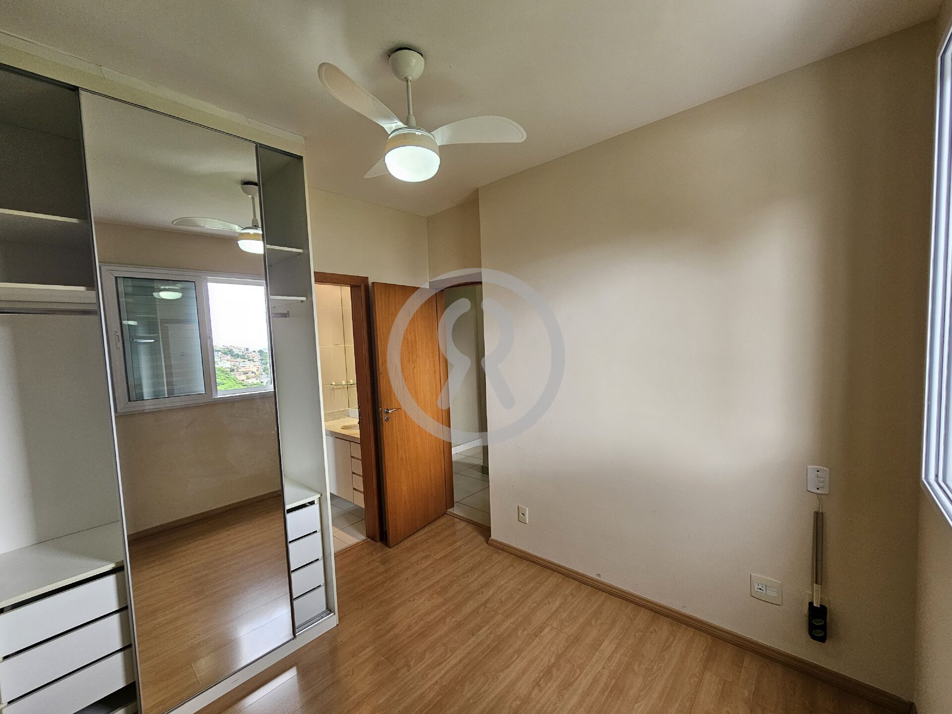 Apartamento para alugar com 2 quartos, 65m² - Foto 18