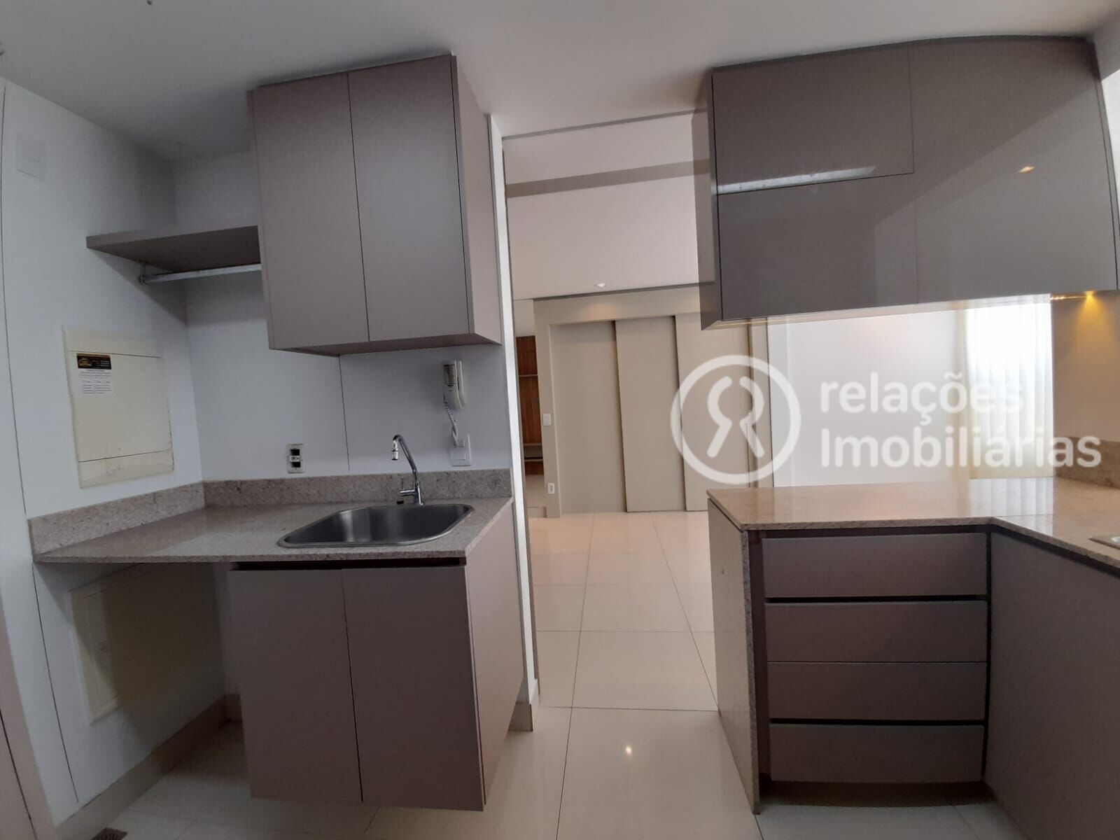 Apartamento para alugar com 1 quarto, 58m² - Foto 11