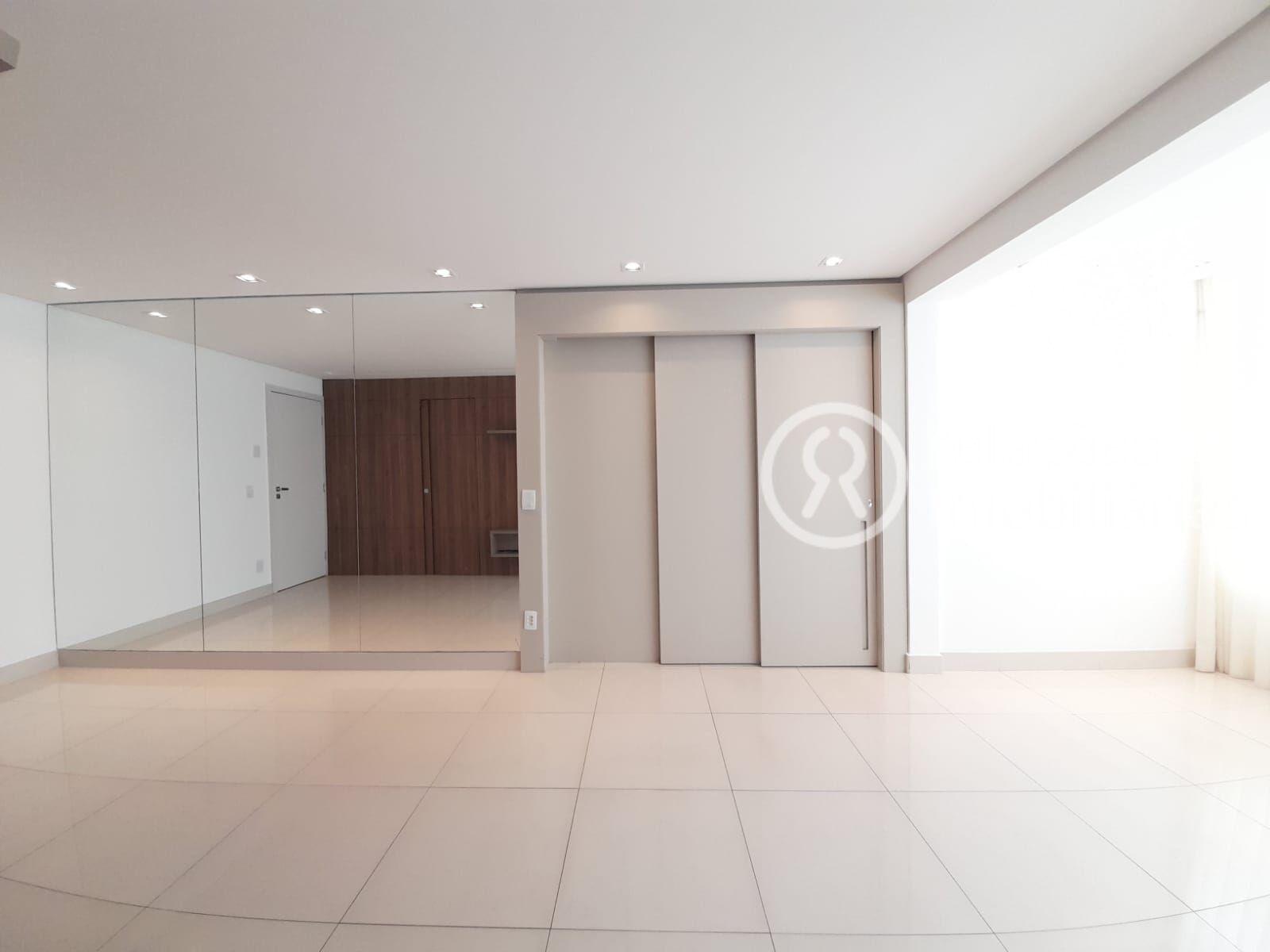 Apartamento para alugar com 1 quarto, 58m² - Foto 6