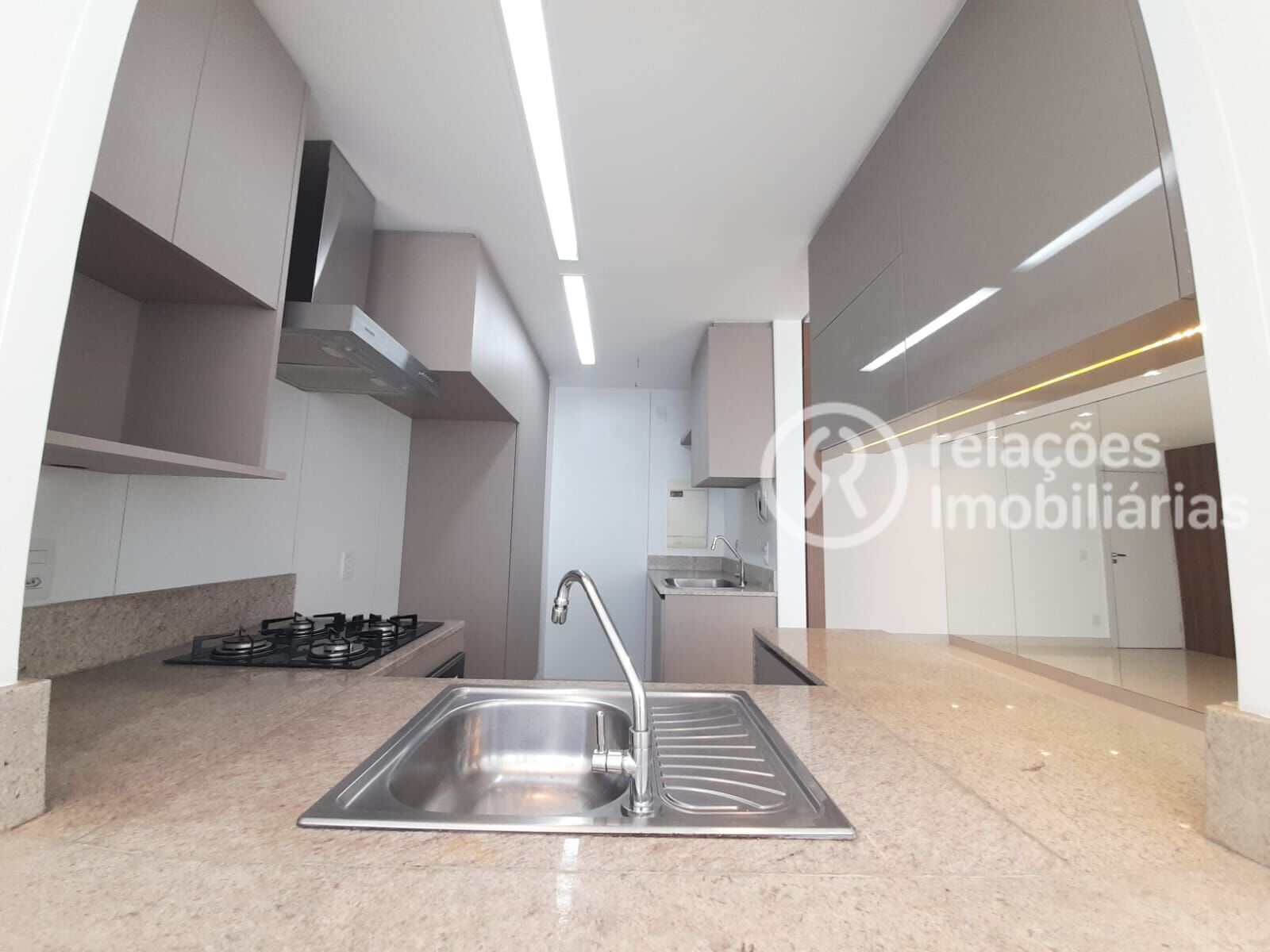 Apartamento para alugar com 1 quarto, 58m² - Foto 9