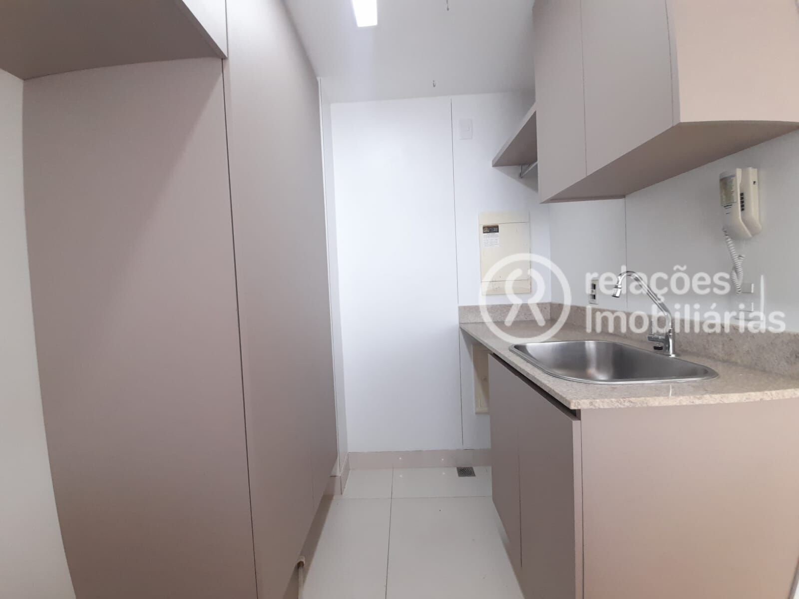 Apartamento para alugar com 1 quarto, 58m² - Foto 16