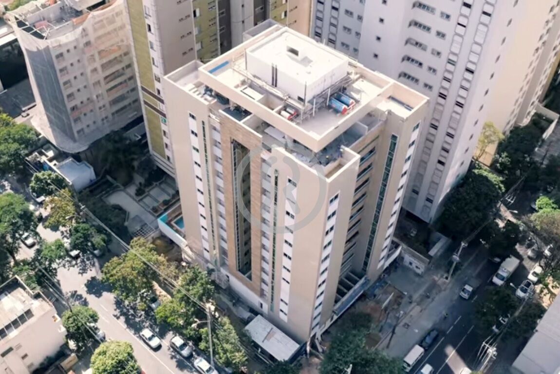 Apartamento à venda com 3 quartos, 95m² - Foto 1