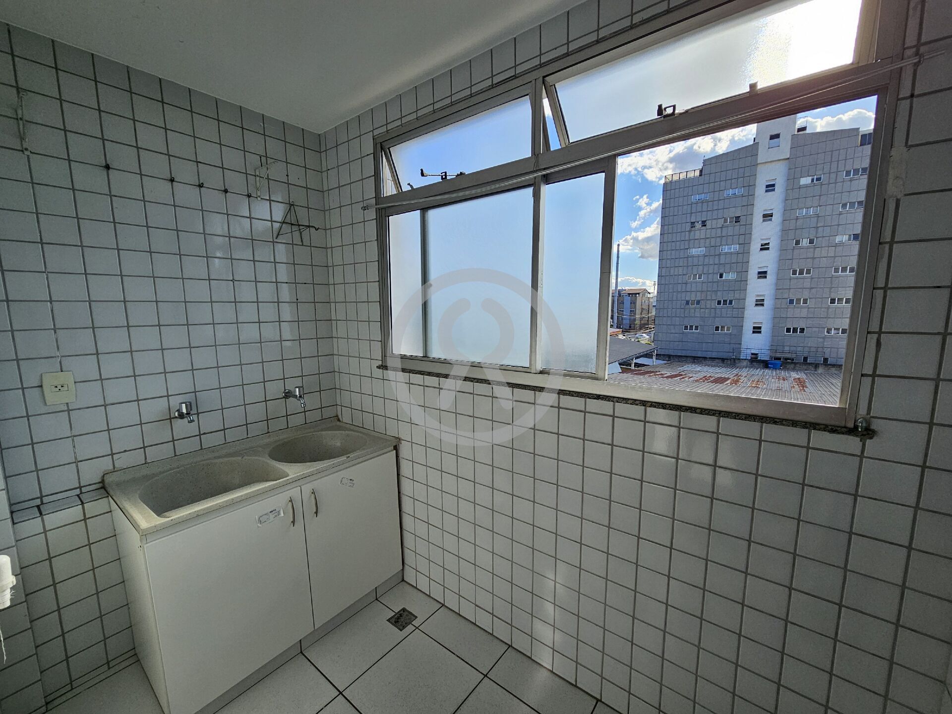 Apartamento para alugar com 3 quartos, 105m² - Foto 26