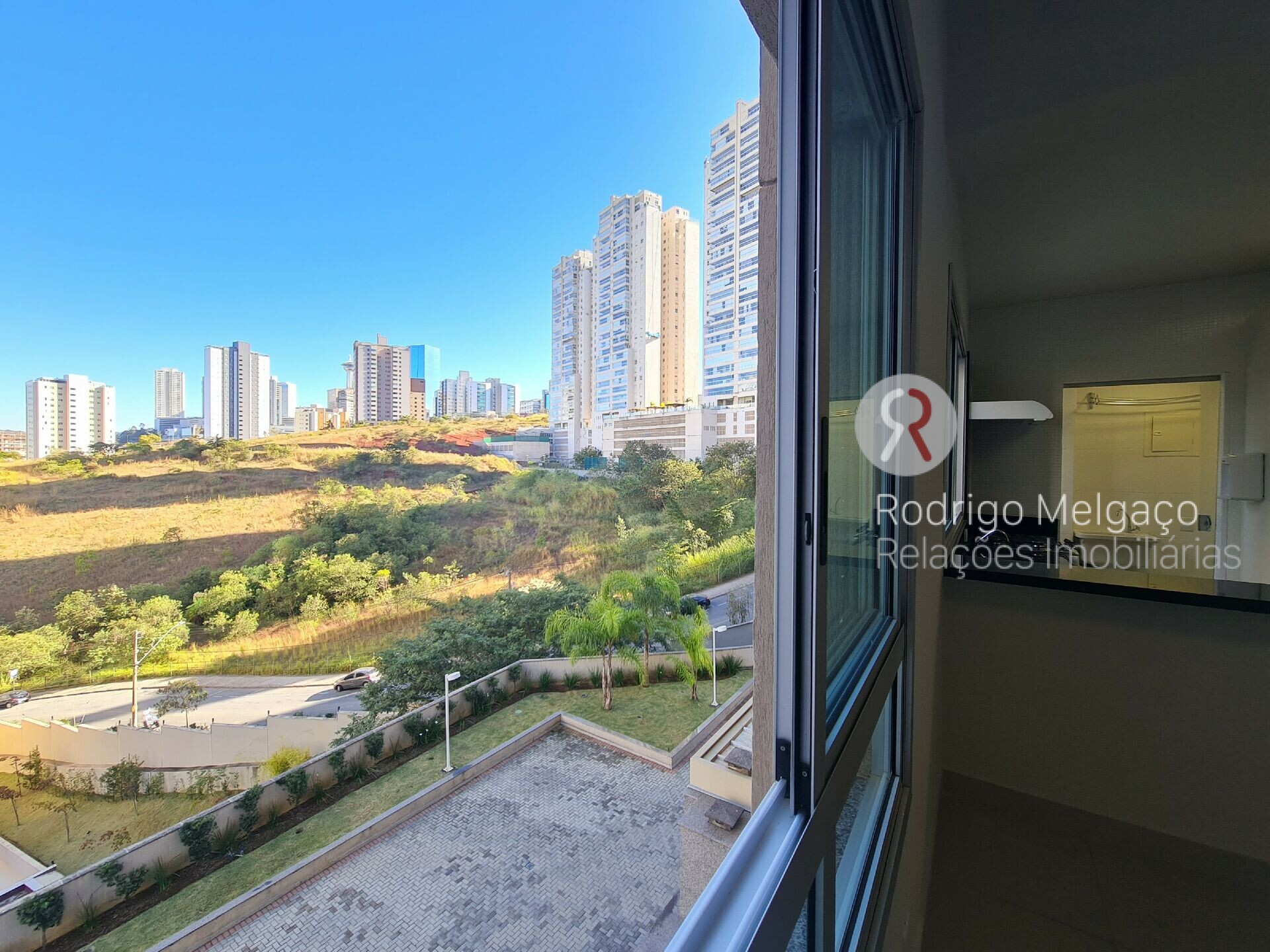 Apartamento para alugar com 1 quarto, 67m² - Foto 19