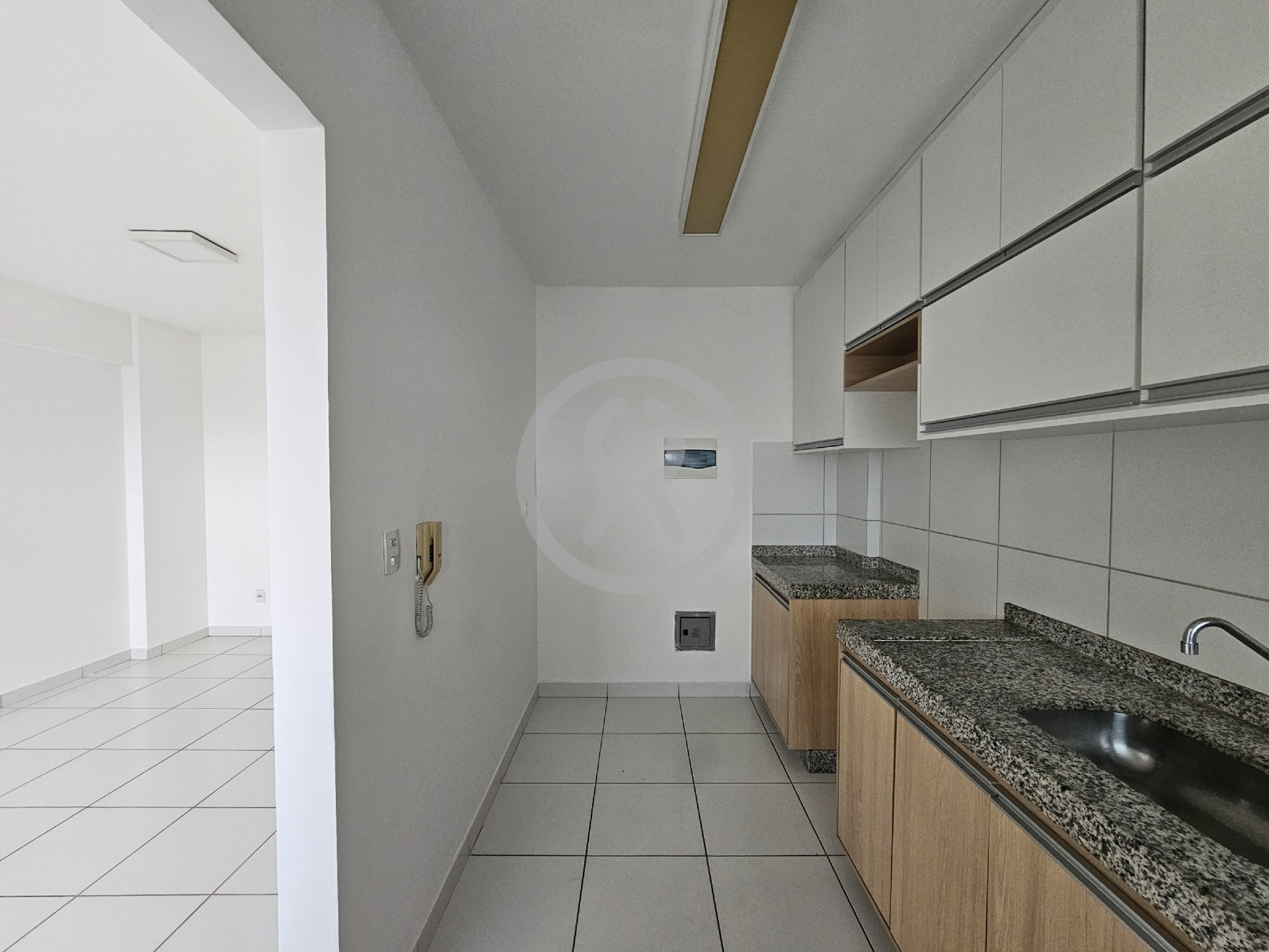 Apartamento para alugar com 3 quartos, 75m² - Foto 6