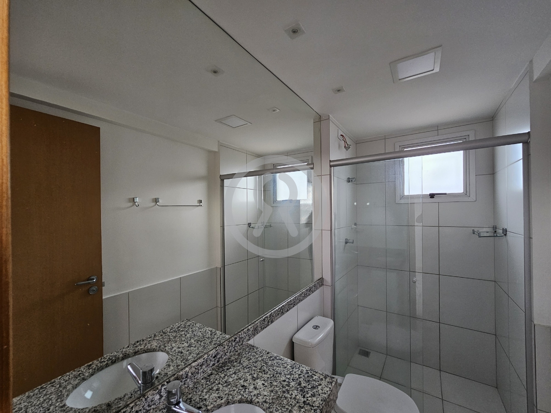 Apartamento para alugar com 3 quartos, 75m² - Foto 18