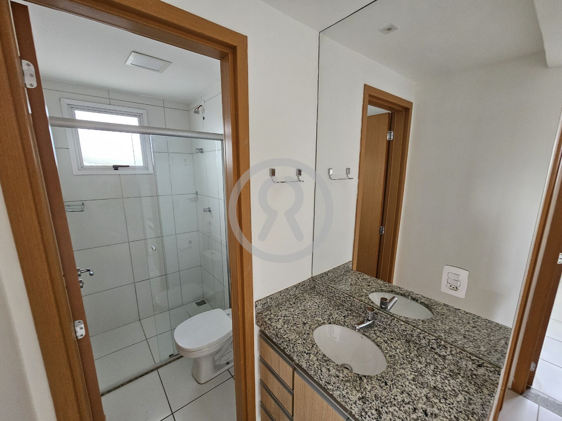 Apartamento para alugar com 3 quartos, 75m² - Foto 11