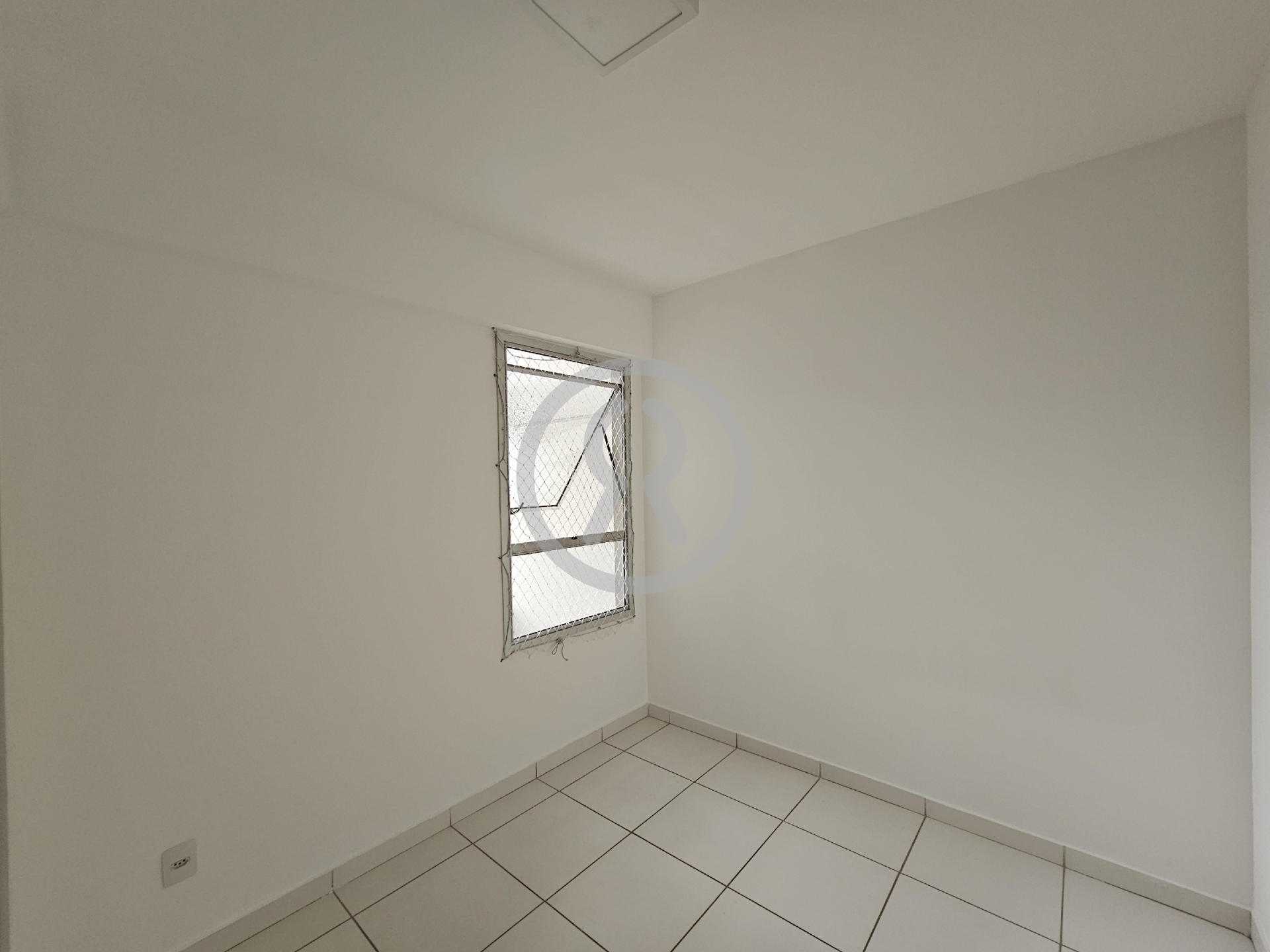 Apartamento para alugar com 3 quartos, 75m² - Foto 13