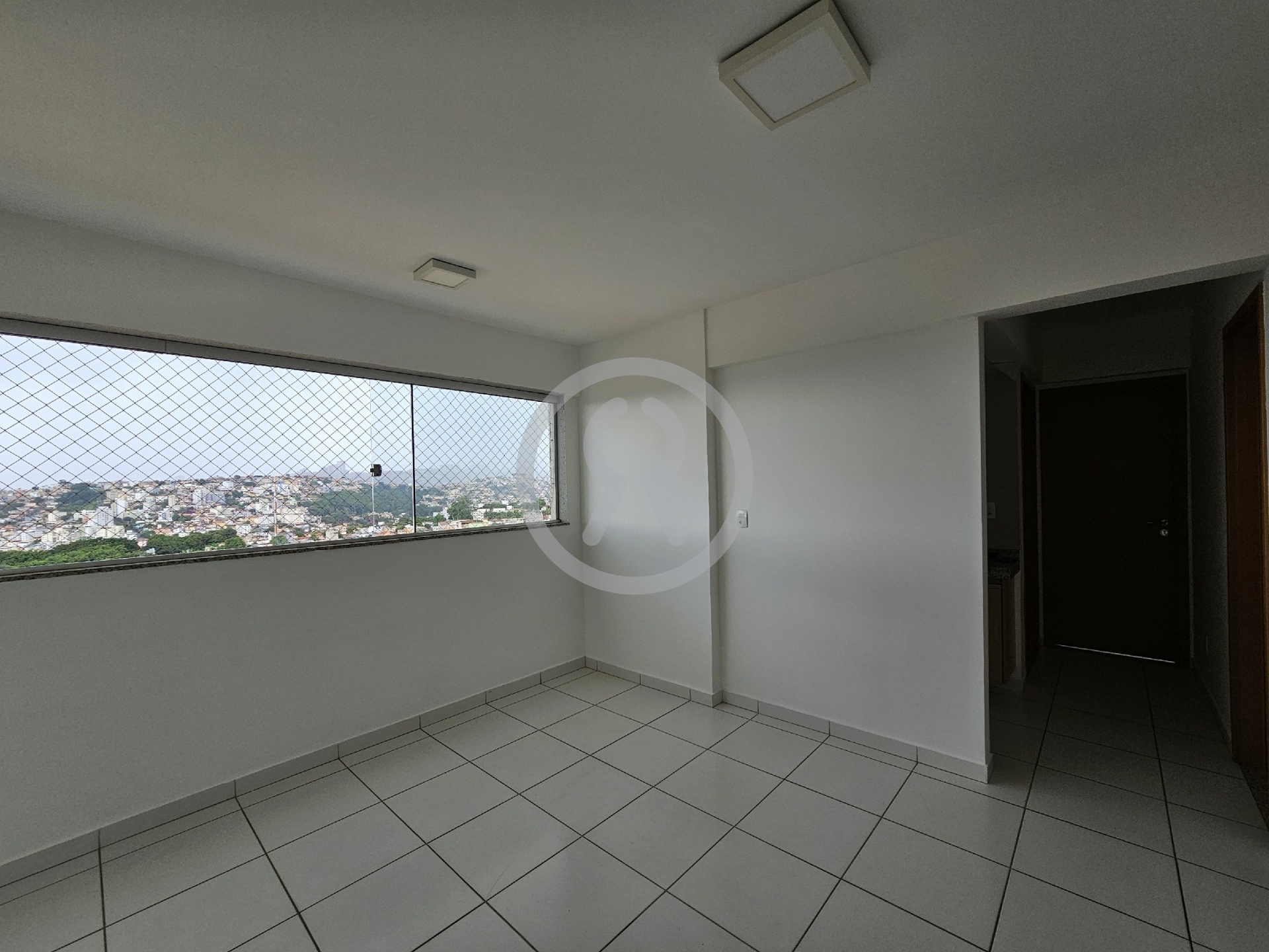 Apartamento para alugar com 3 quartos, 75m² - Foto 2