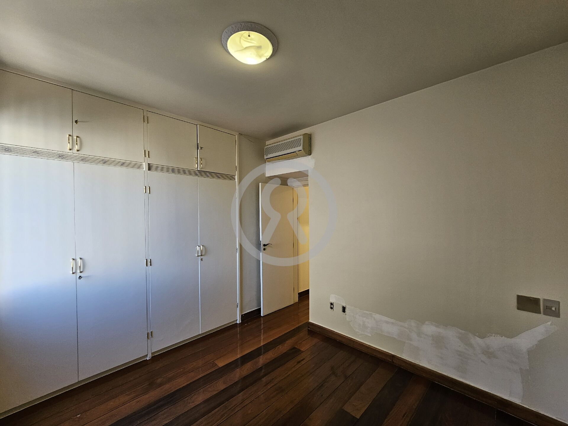 Apartamento à venda com 4 quartos, 160m² - Foto 43