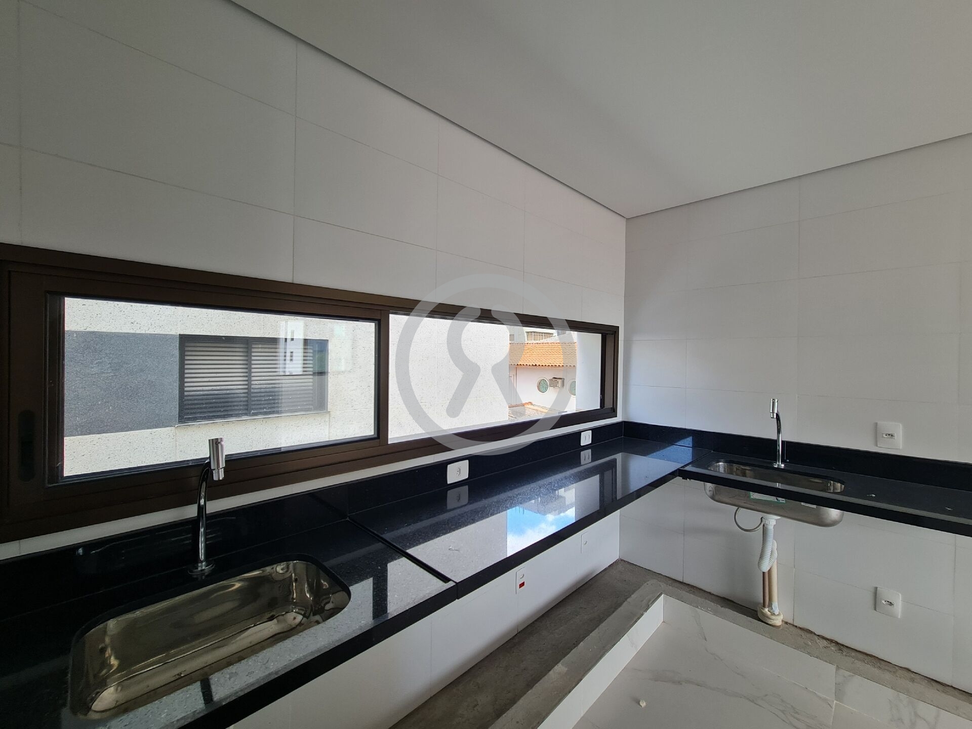 Apartamento à venda com 3 quartos, 77m² - Foto 15