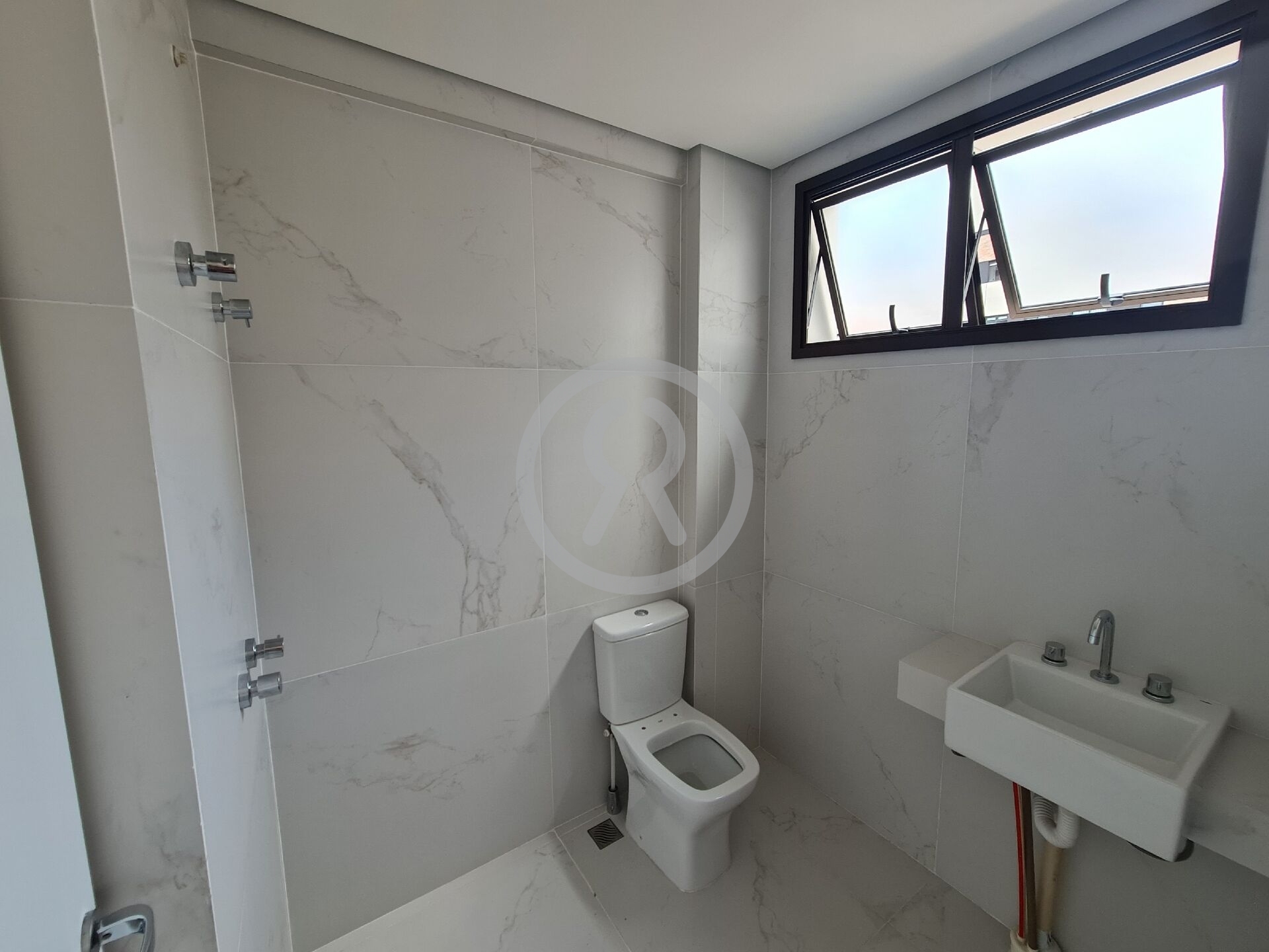 Apartamento à venda com 3 quartos, 77m² - Foto 18