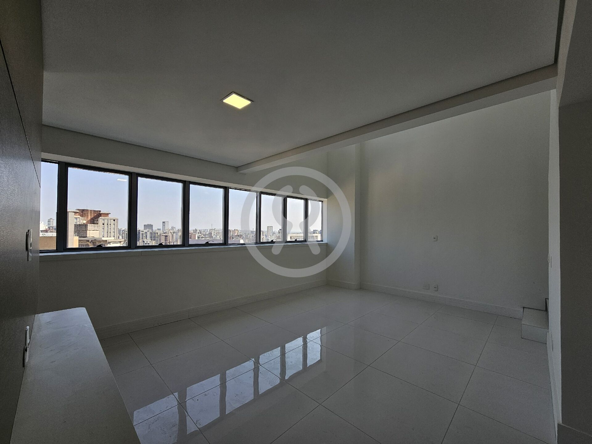 Apartamento para alugar com 1 quarto, 78m² - Foto 3