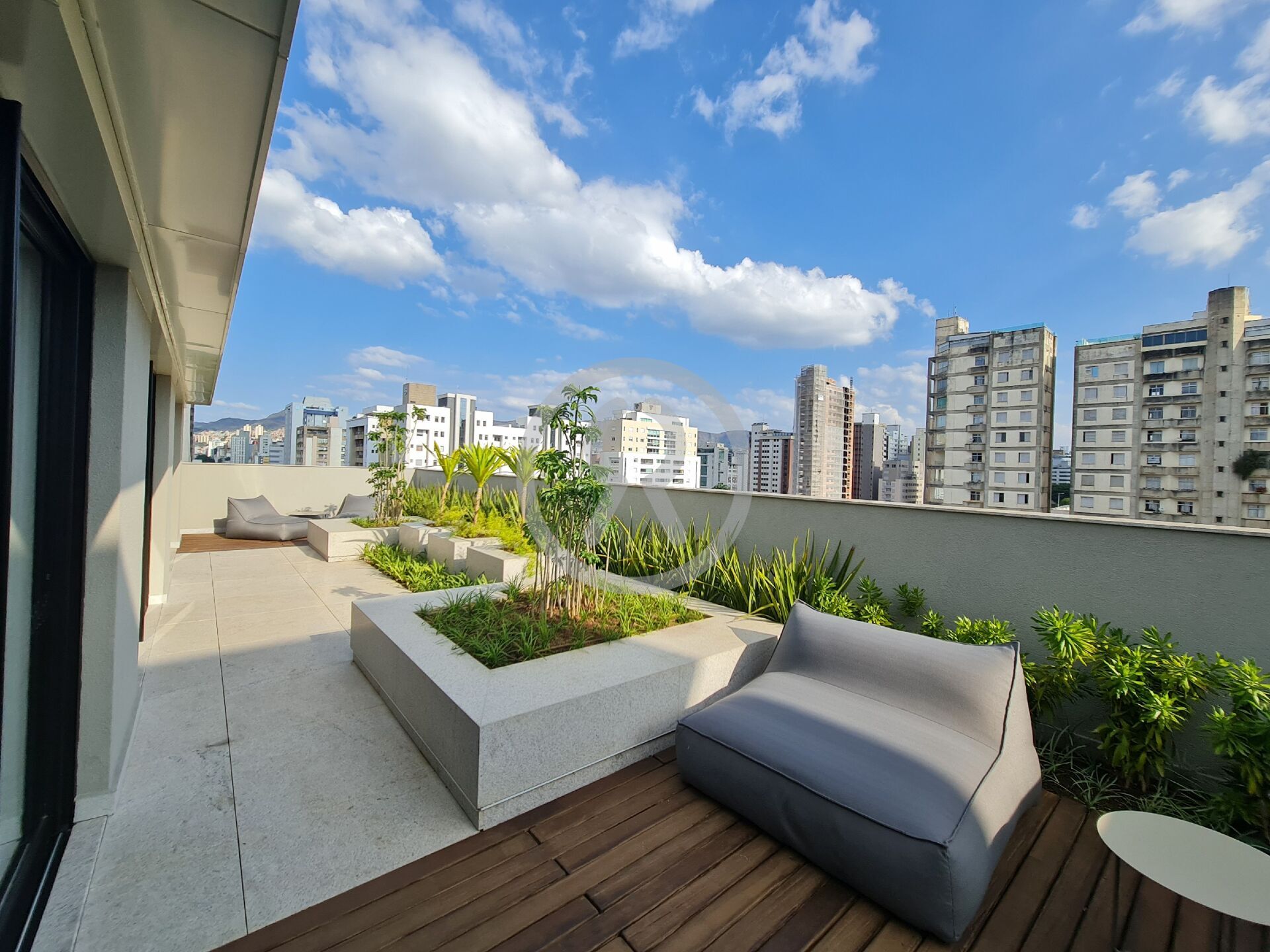Apartamento para alugar com 2 quartos, 73m² - Foto 40