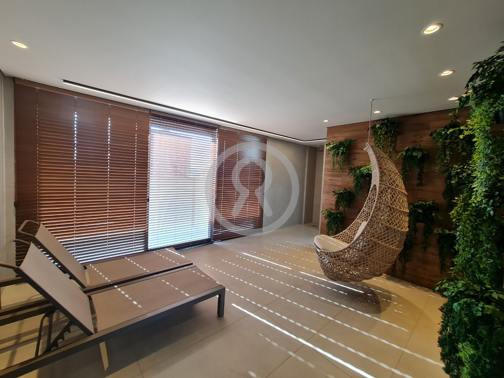 Apartamento para alugar com 2 quartos, 73m² - Foto 35