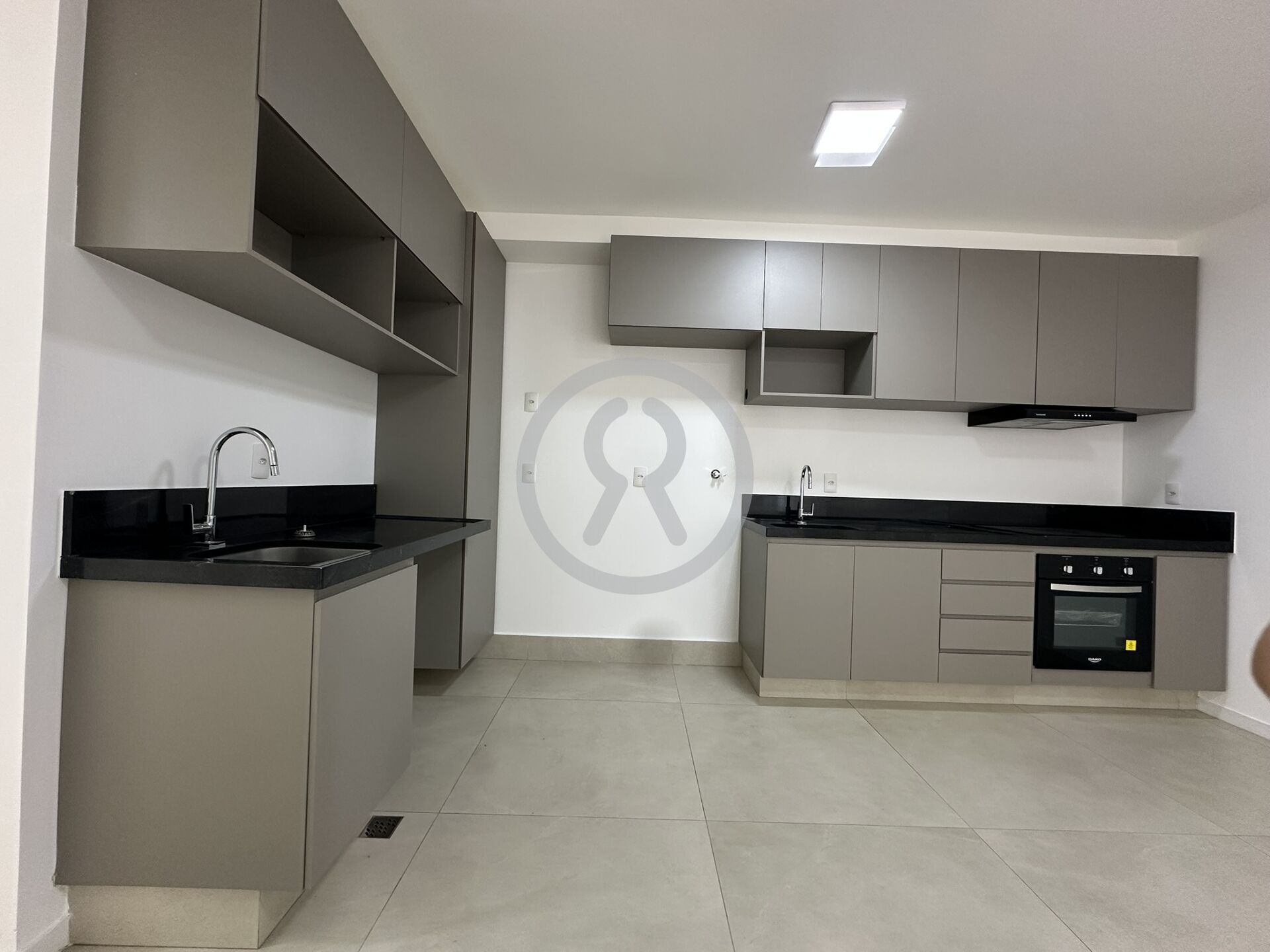 Apartamento para alugar com 2 quartos, 73m² - Foto 5