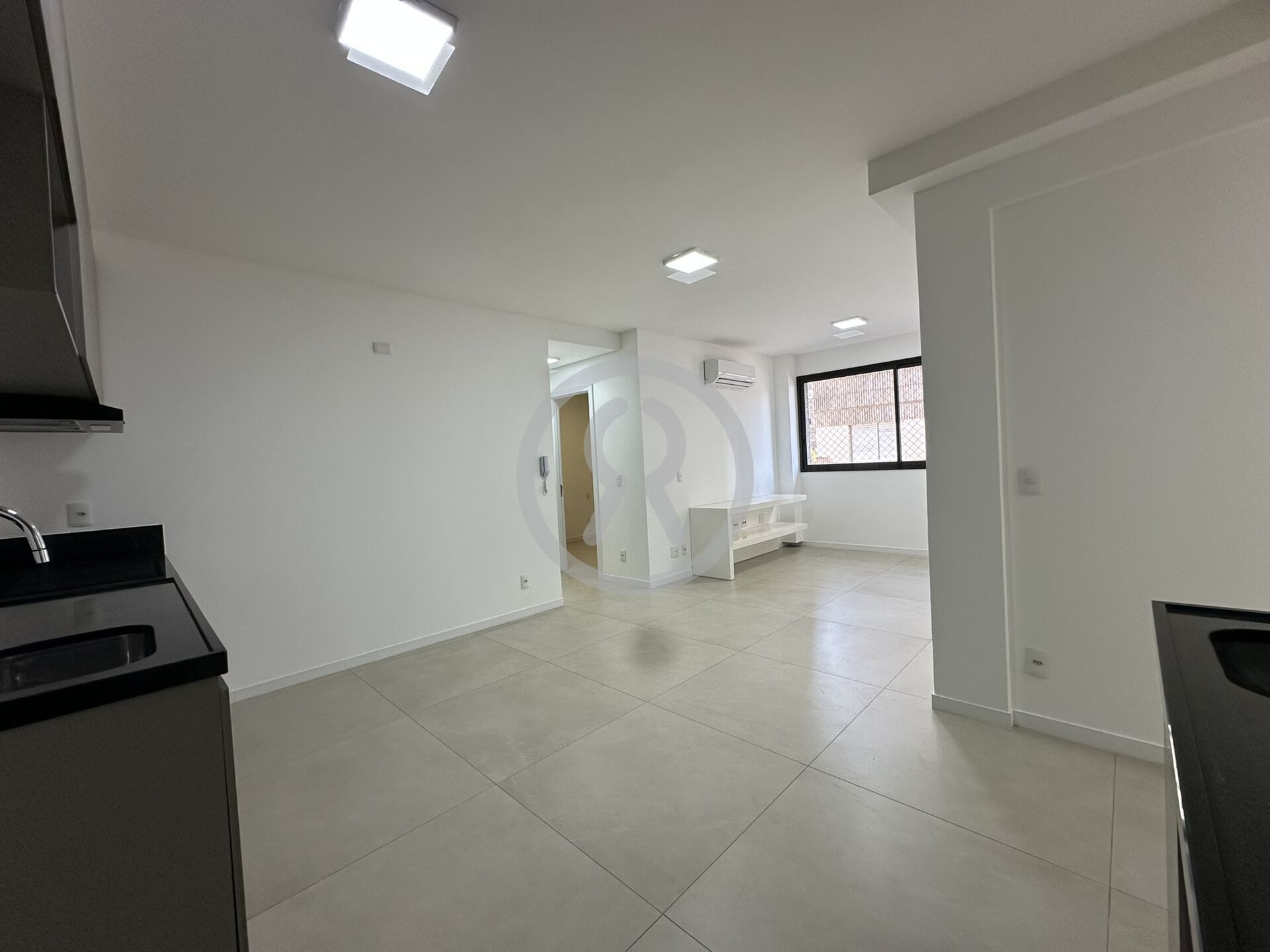 Apartamento para alugar com 2 quartos, 73m² - Foto 6
