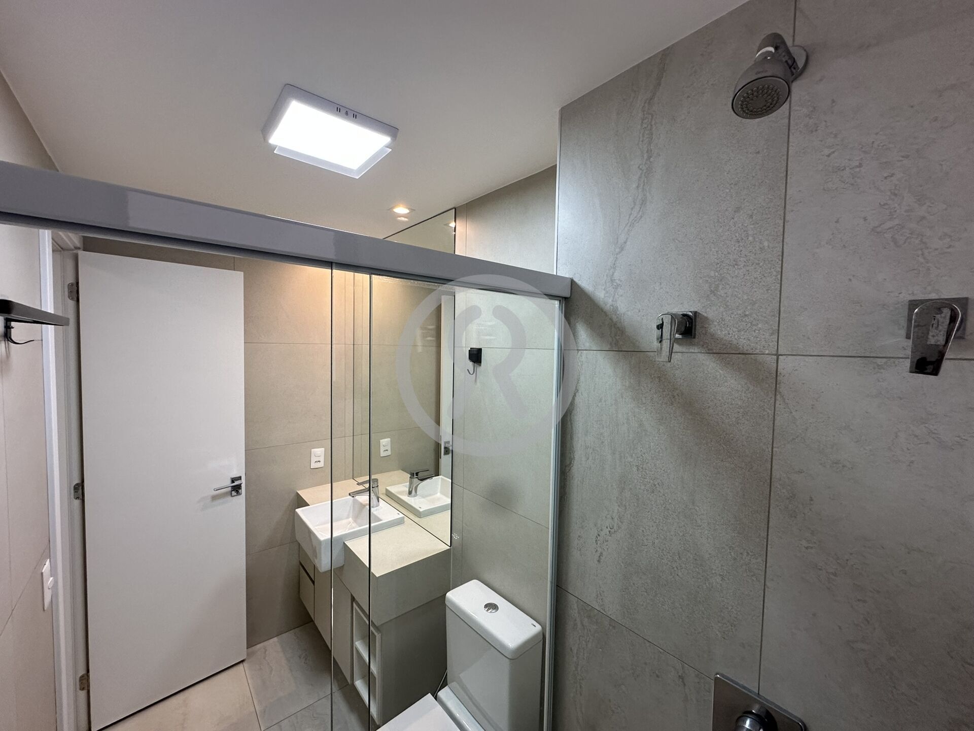 Apartamento para alugar com 2 quartos, 73m² - Foto 23