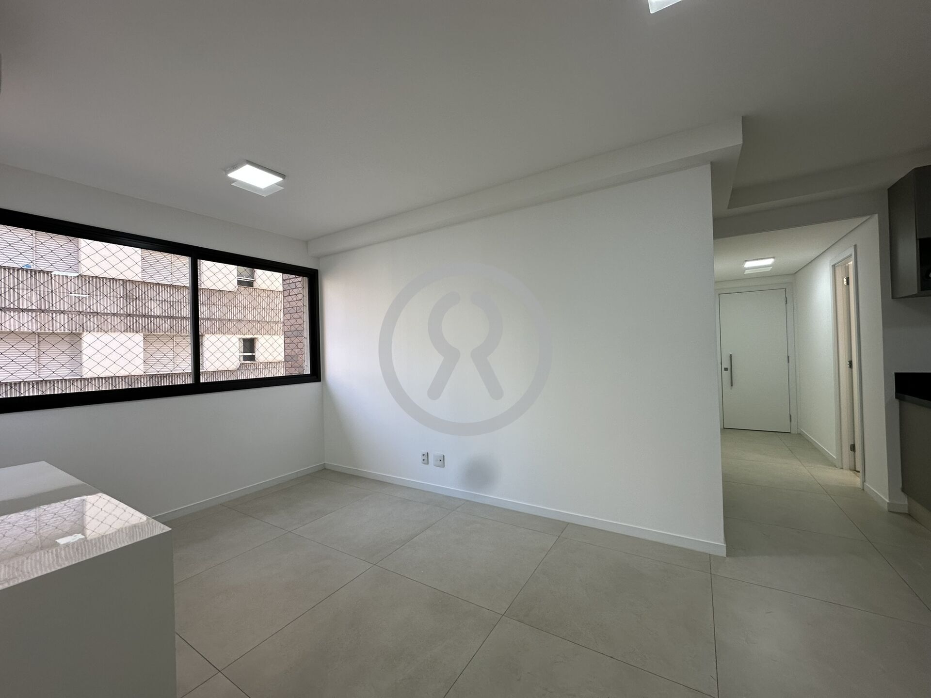 Apartamento para alugar com 2 quartos, 73m² - Foto 9