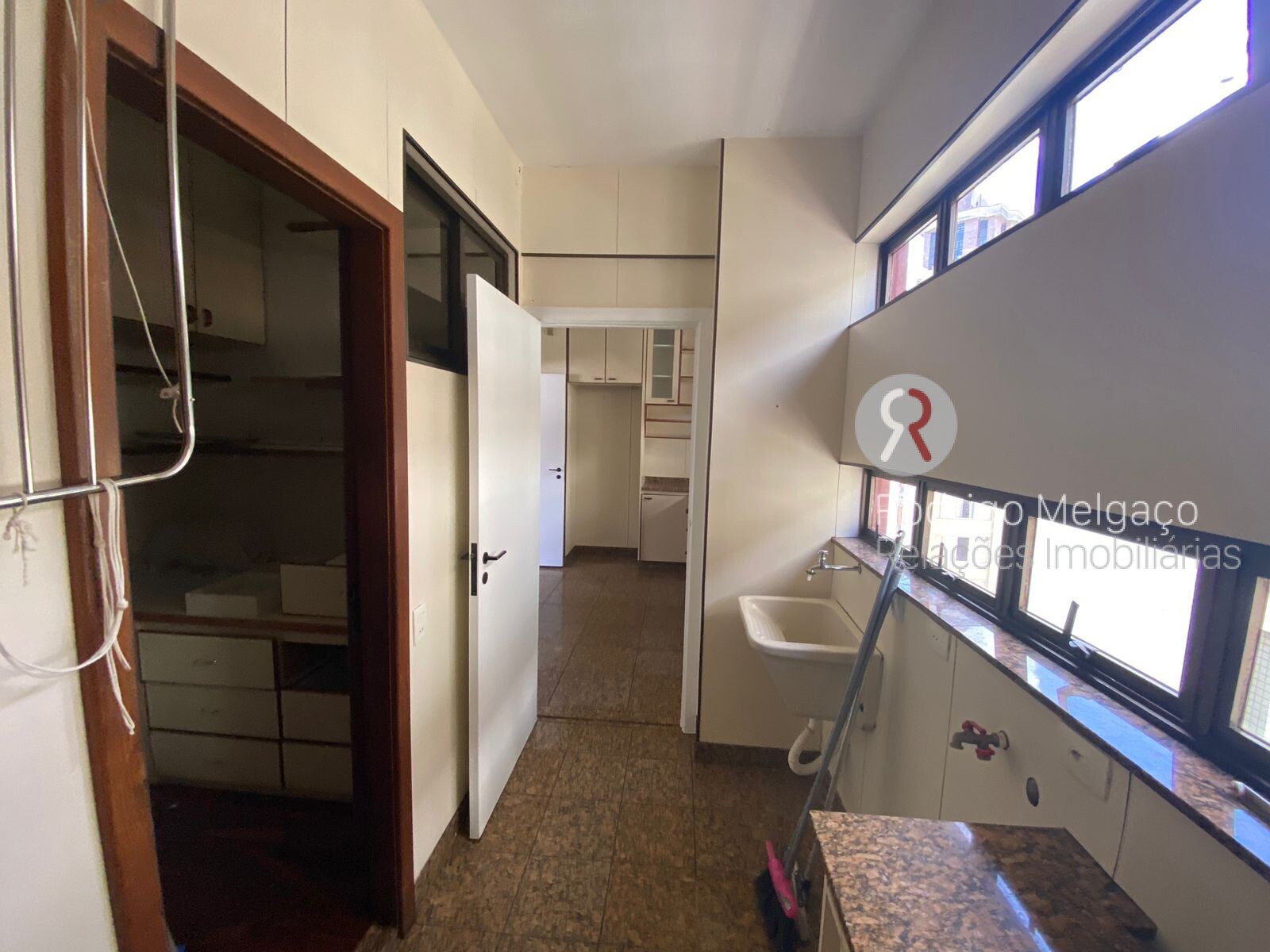 Apartamento à venda com 3 quartos, 115m² - Foto 34