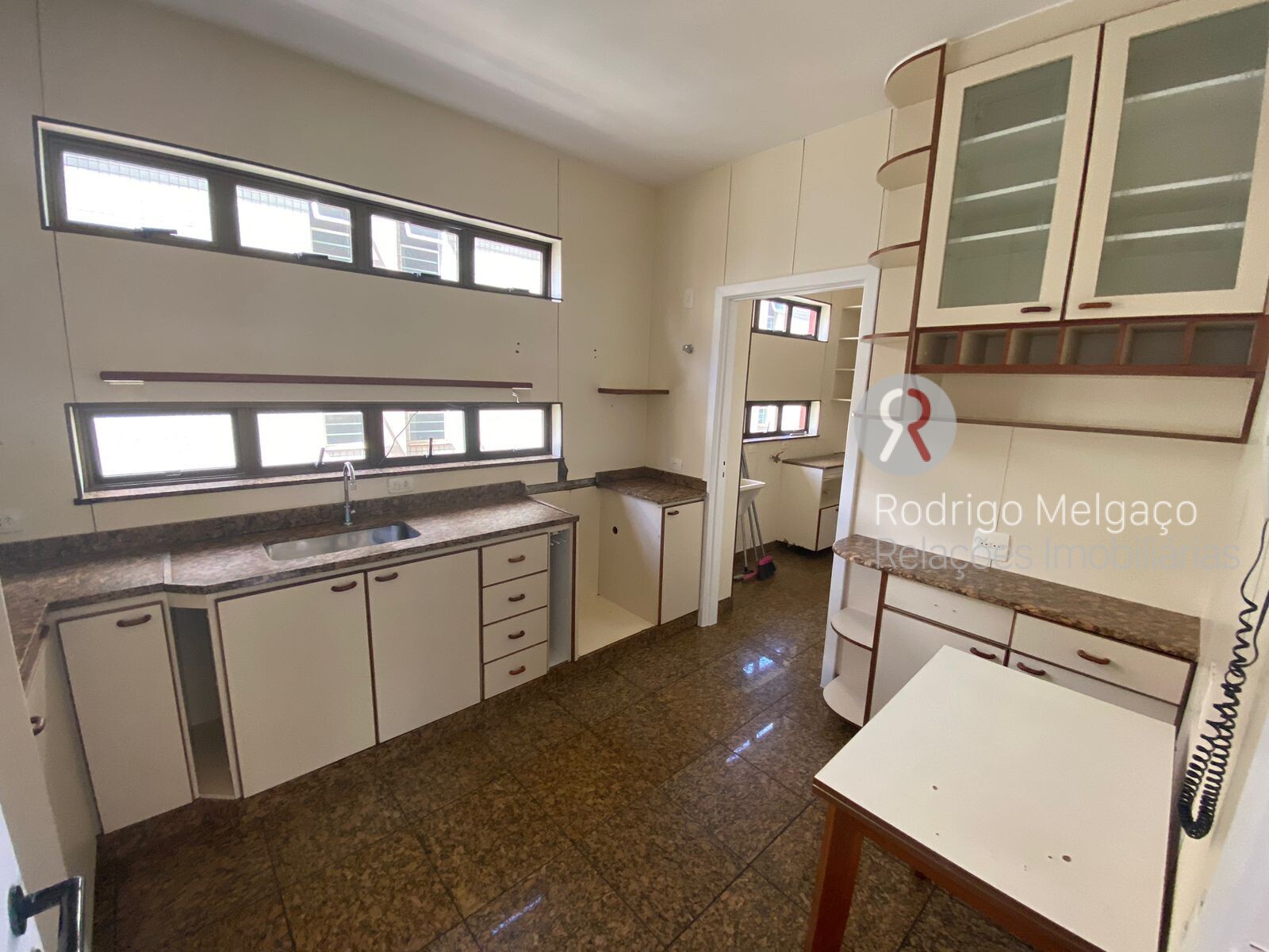 Apartamento à venda com 3 quartos, 115m² - Foto 30