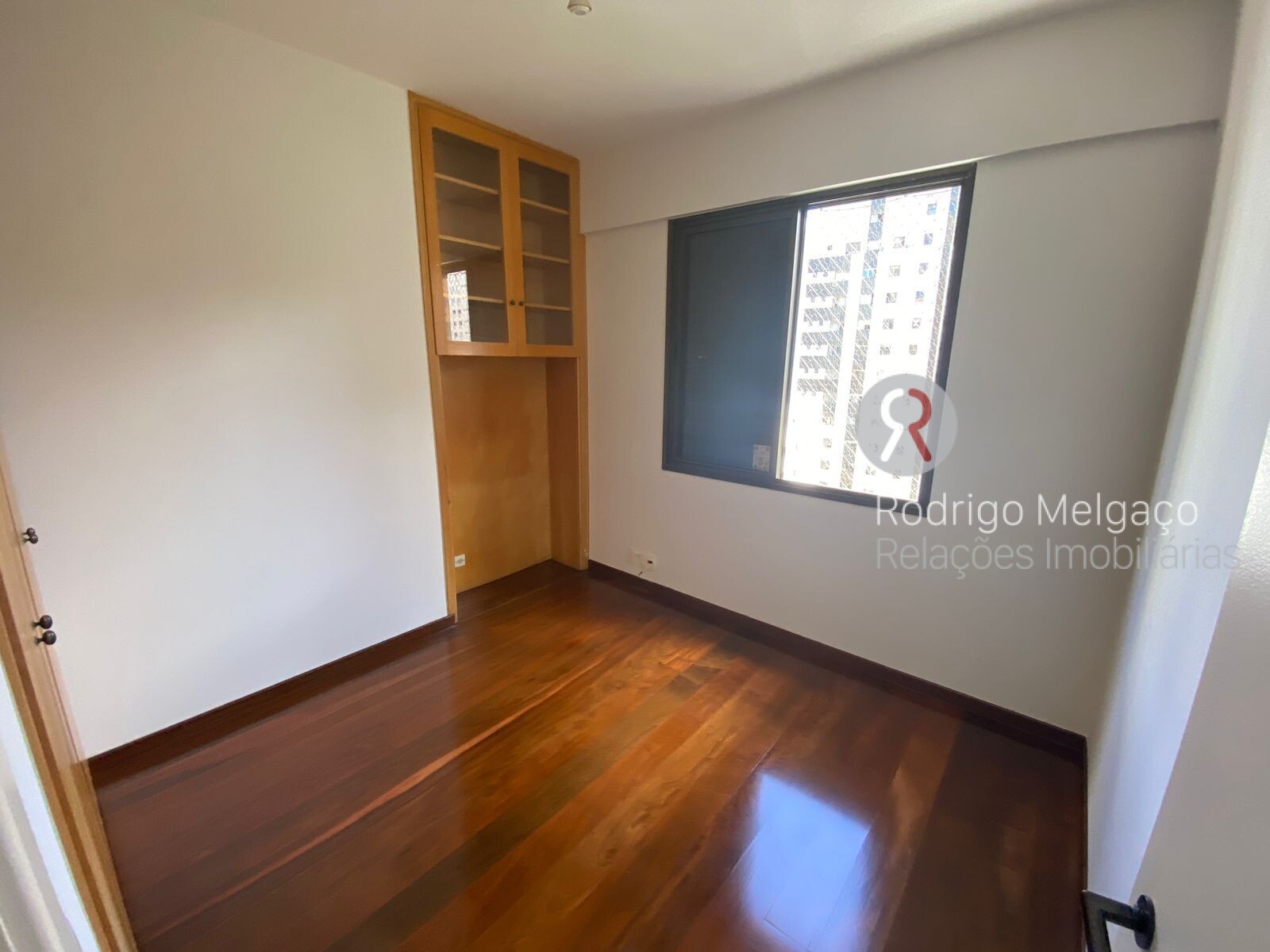 Apartamento à venda com 3 quartos, 115m² - Foto 24