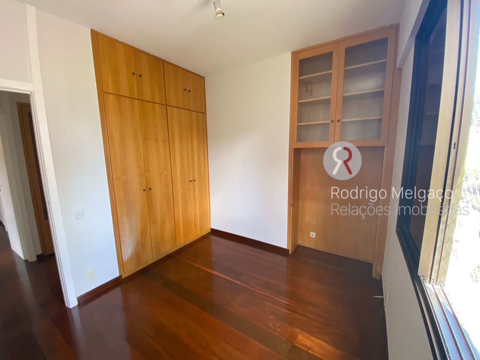 Apartamento à venda com 3 quartos, 115m² - Foto 23